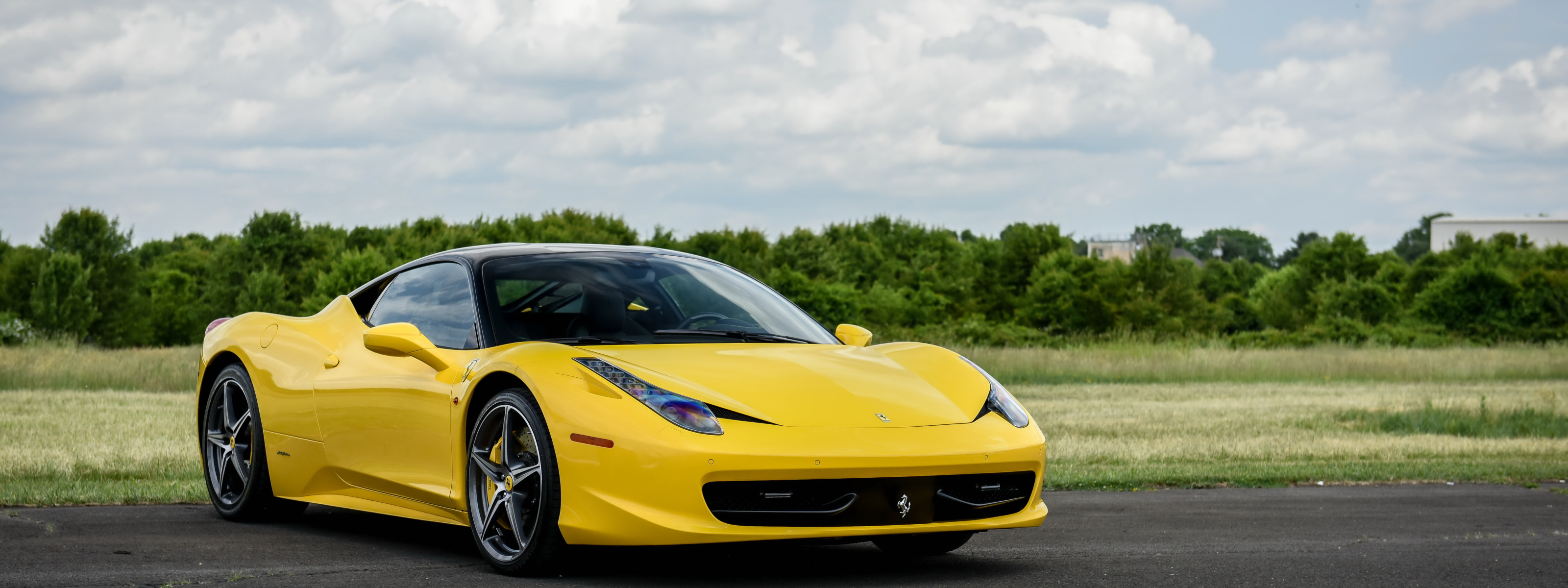 Ferrari 458 осень