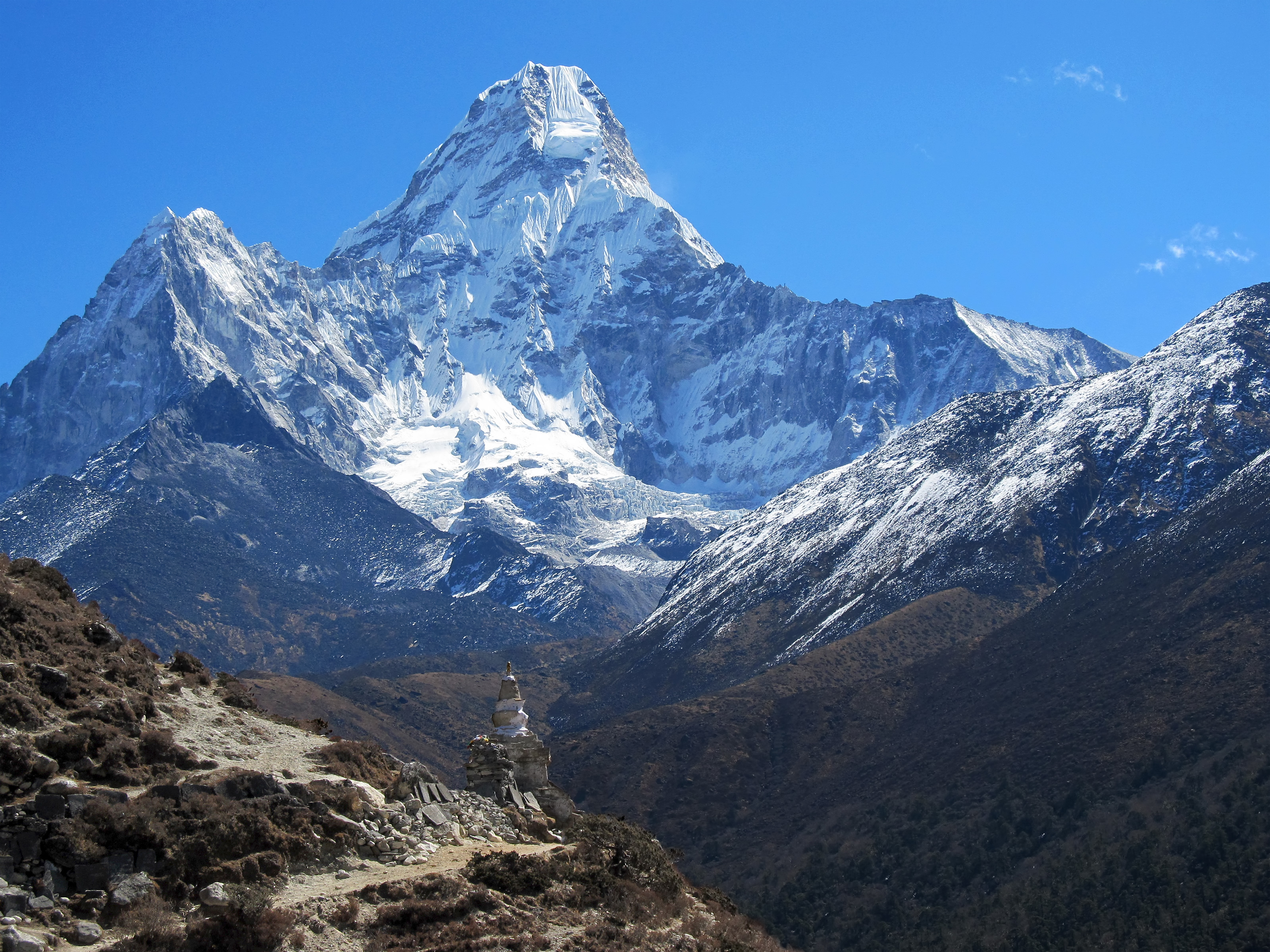 Склоны гималаев. Непал горы Гималаи. Горная цепь Гималаи. Himalaya / Гималаи. Хребет Гималаи.