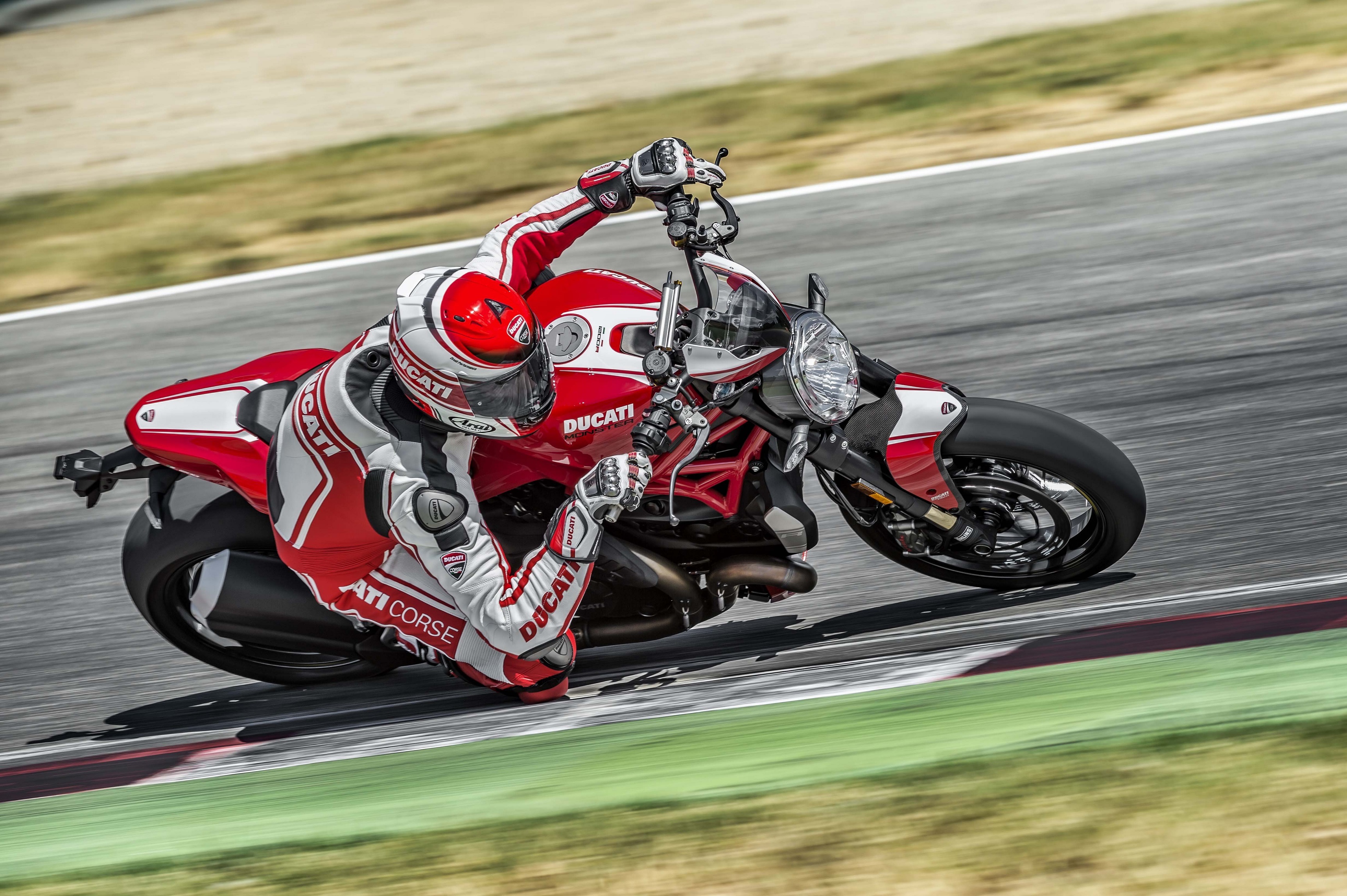 Ducati Monster 1200 r 2019