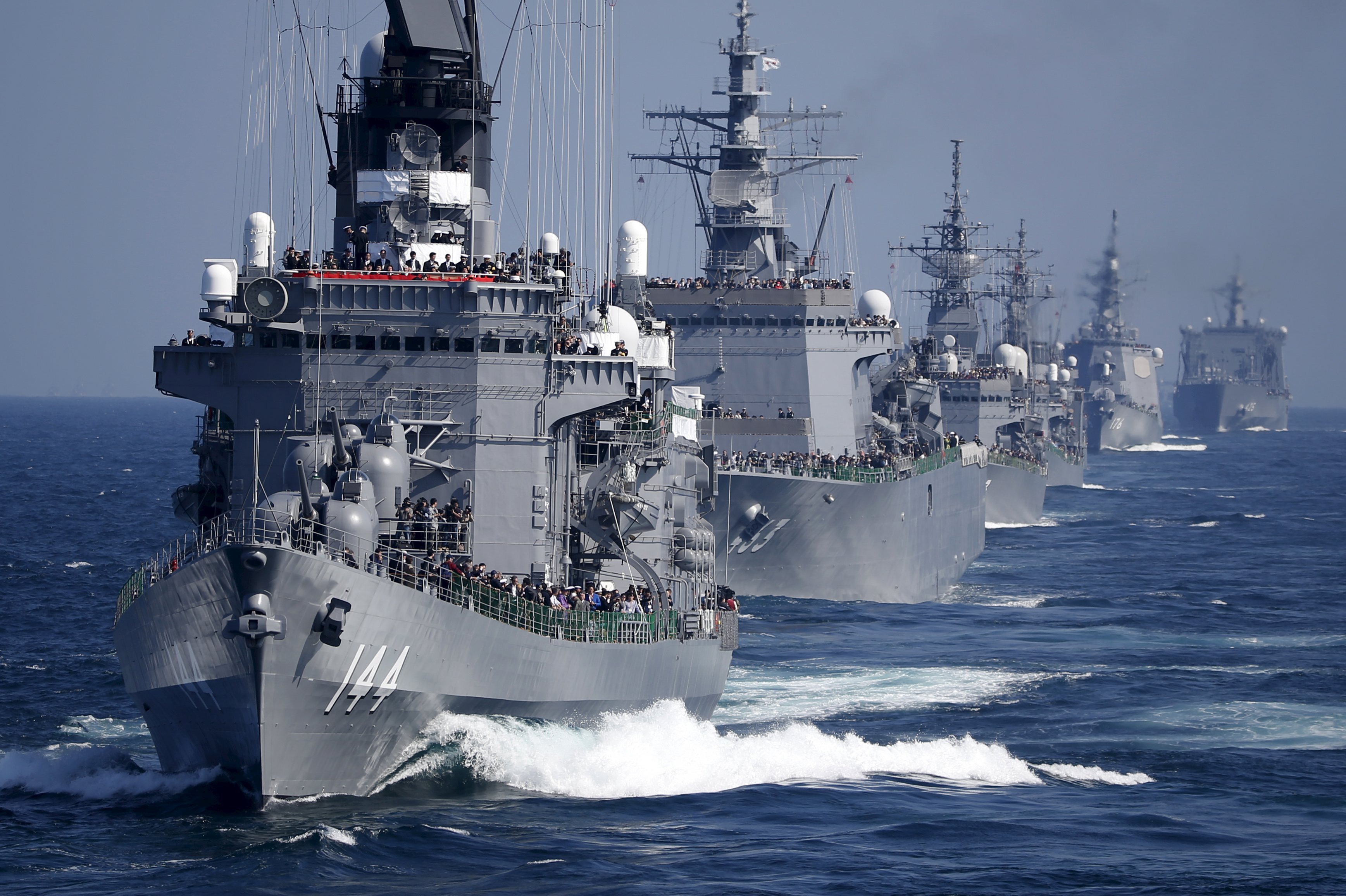 Крупный военный флот. Корабли ВМФ Японии. Корабли ВМС Японии. Морские силы самообороны Японии. Военно морской флот Японии.