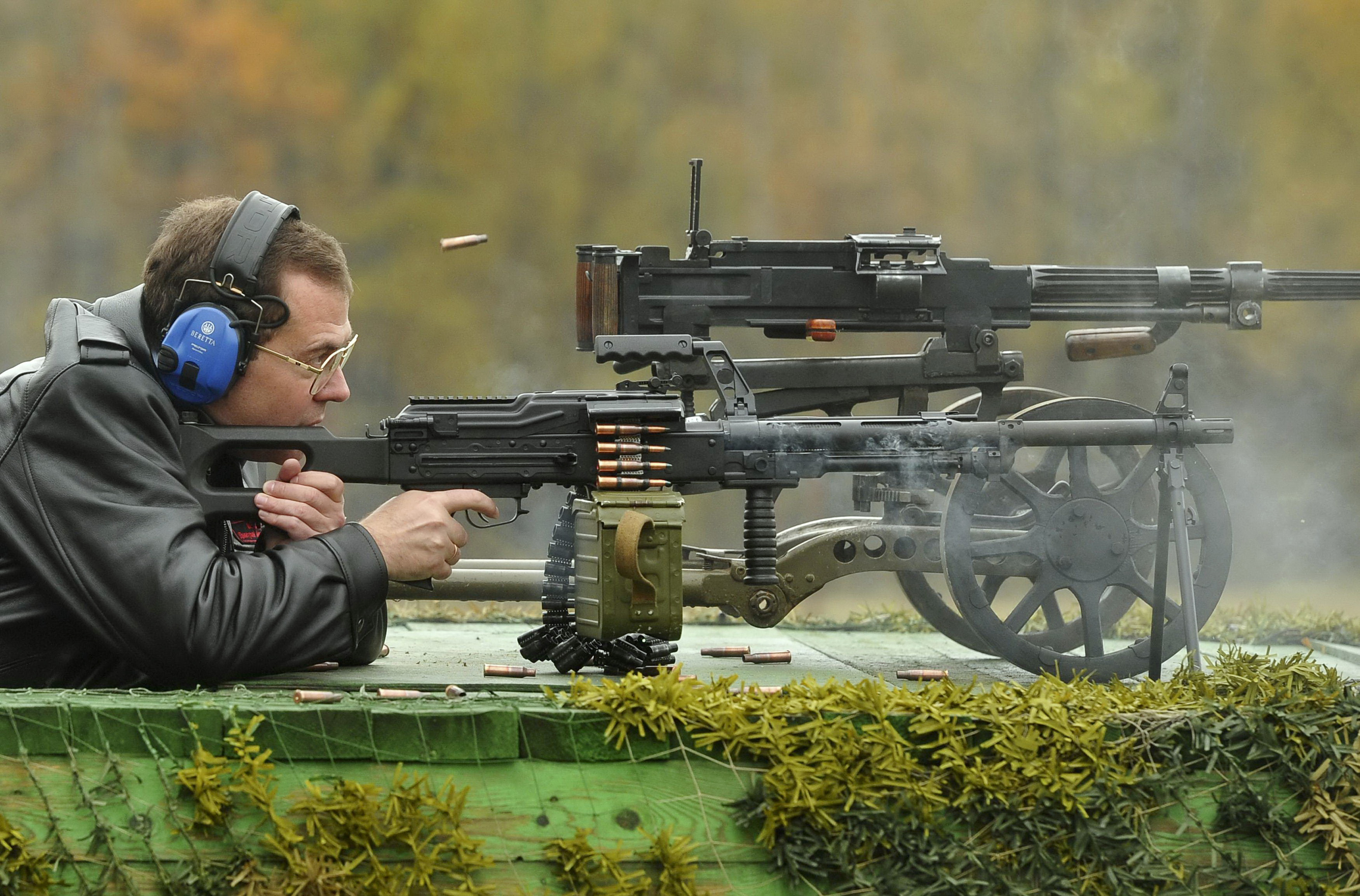 Rus gun. Пулемет 6п69. Оружие ЦНИИТОЧМАШ стрелковое. Печенег ЦНИИТОЧМАШ. Пулемет Печенег стрельба.