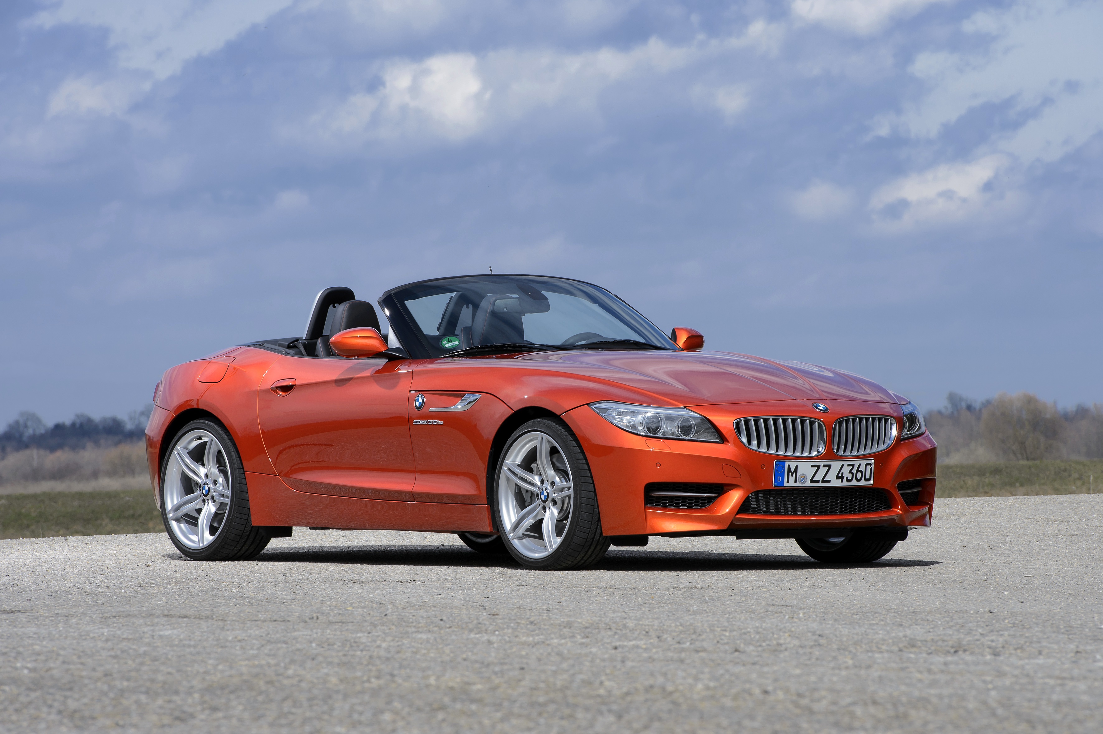 Bmw z4. BMW z4 2017. BMW z4 кабриолет. БМВ z4 2014. БМВ z4 оранжевая.