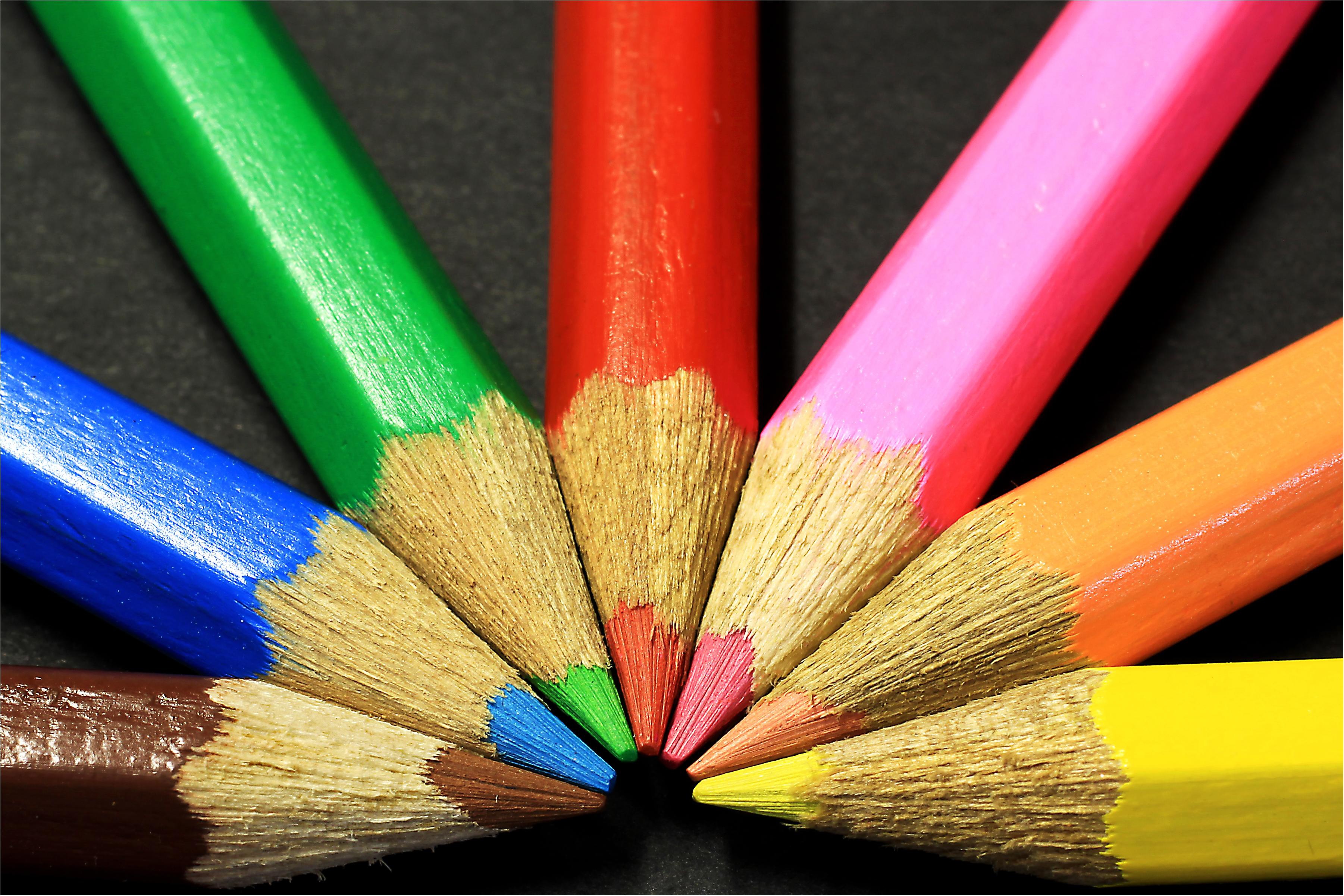 Pencil windows. Карандаши цветные. Разные карандаши. Цветные картинки. Карандаши разных цветов.