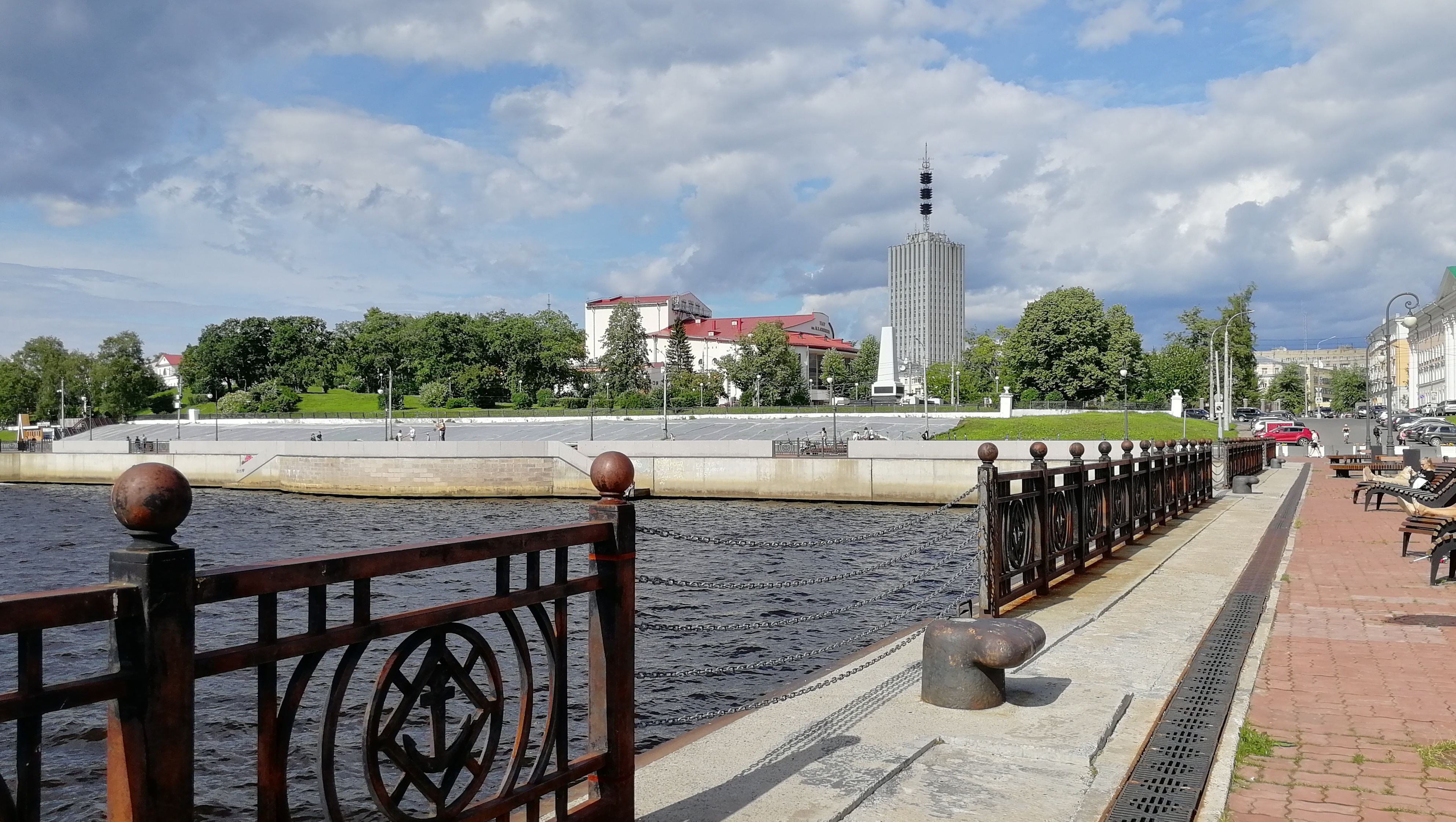 старопрегольская набережная