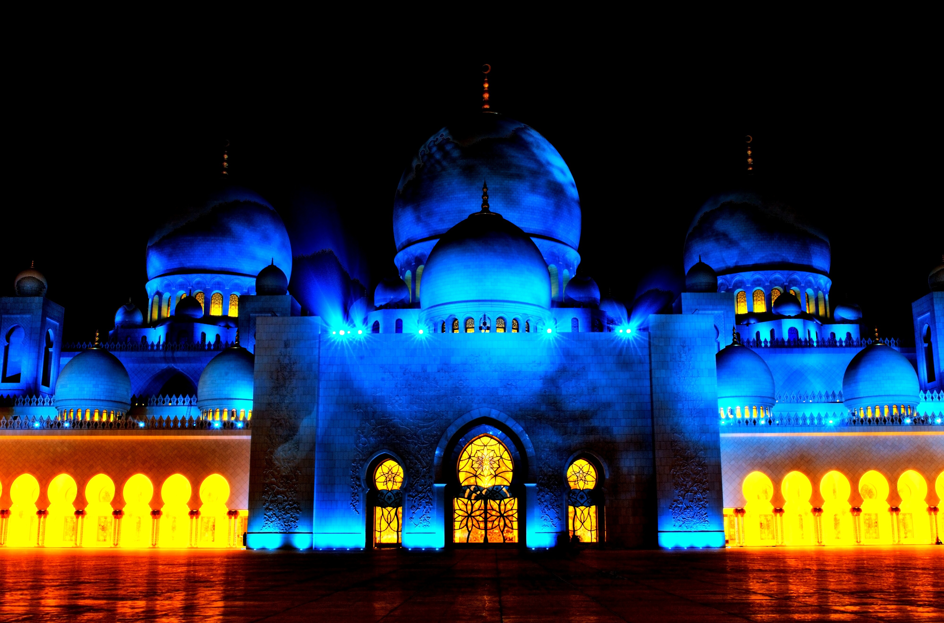 Как будет арабская ночь. Мечеть шейха Зайда Абу-Даби. Мечеть шейха Зайда ночью. Мечеть Аладдина Анкара. Мечети Востока.