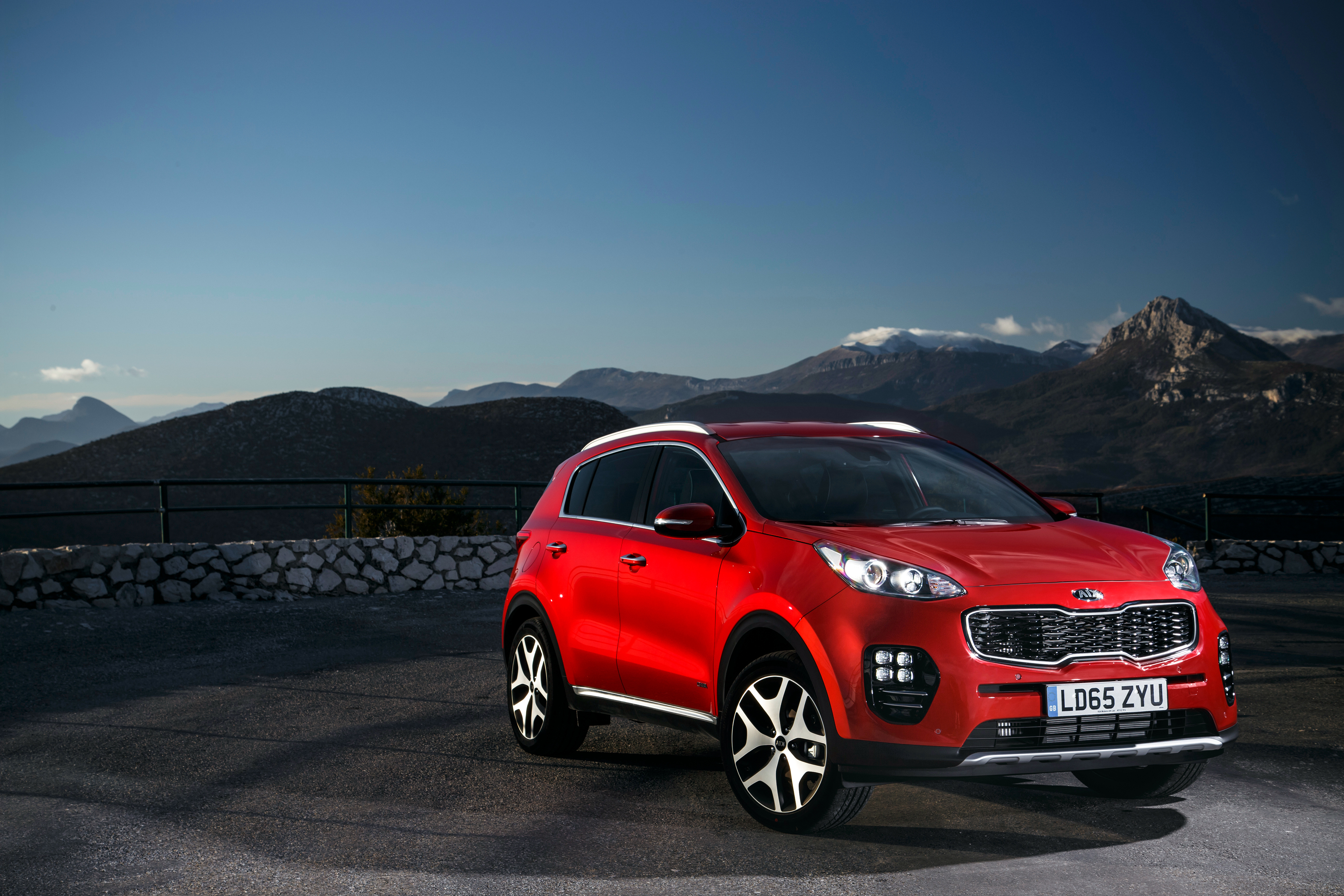 Спортаг. Кроссовер Киа Спортейдж. Kia Sportage IV. Kia Sportage gt 2016. Kia Sportage красный.