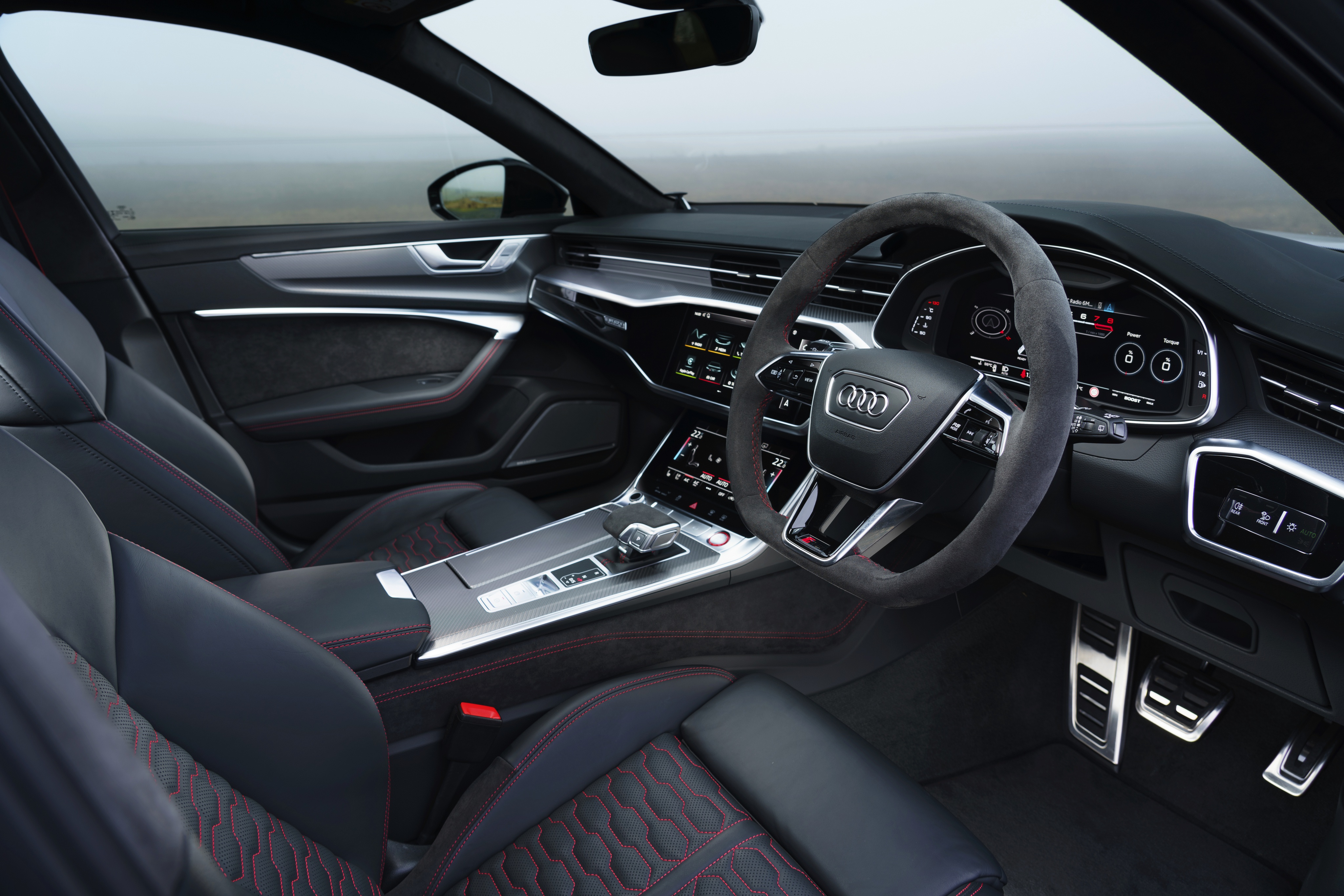 Audi rs6 2021 салон