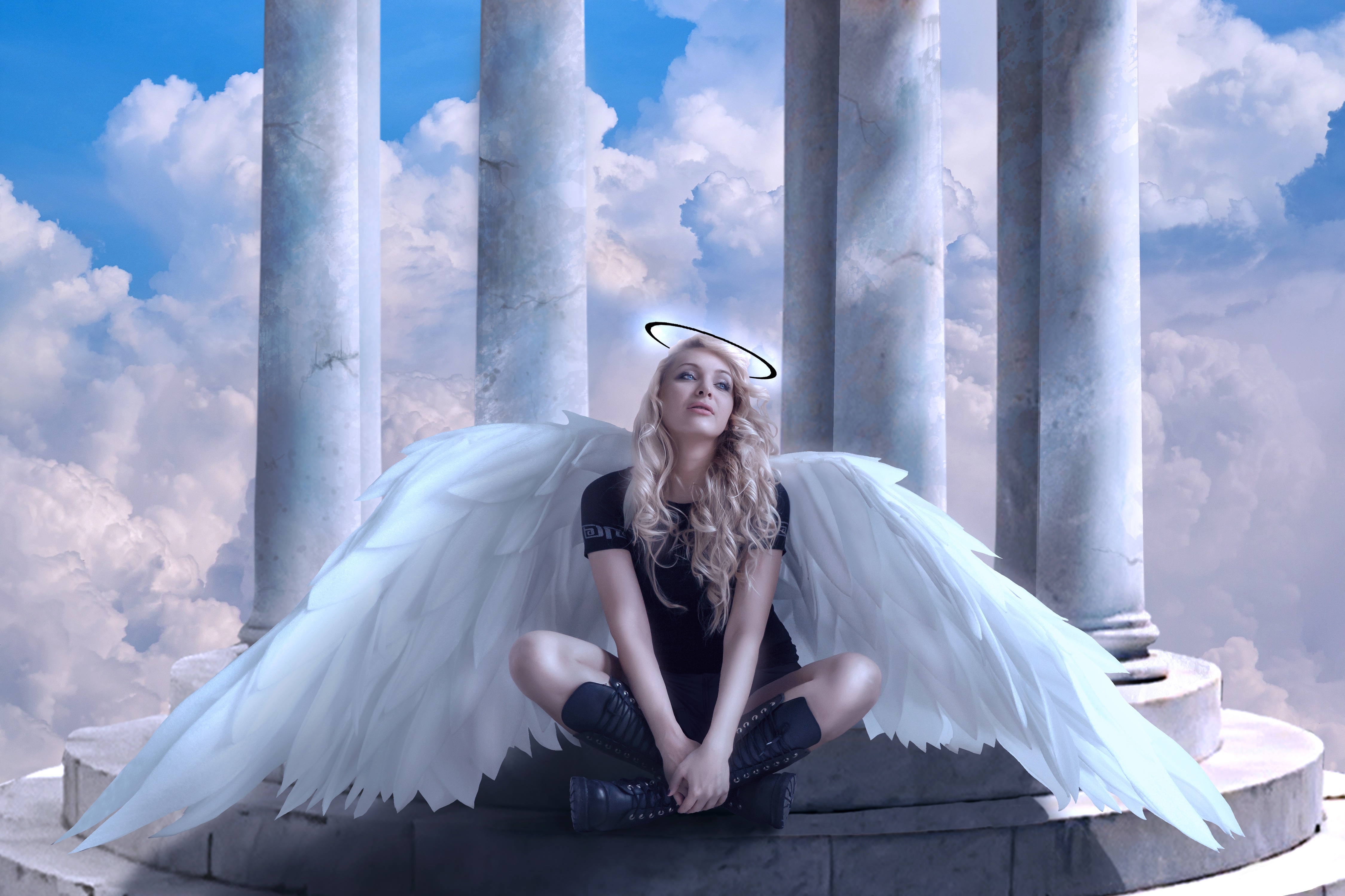 Видео девушка ангел. Ангел. Ангел картинки. Небесные ангелы. Крылья ангела.