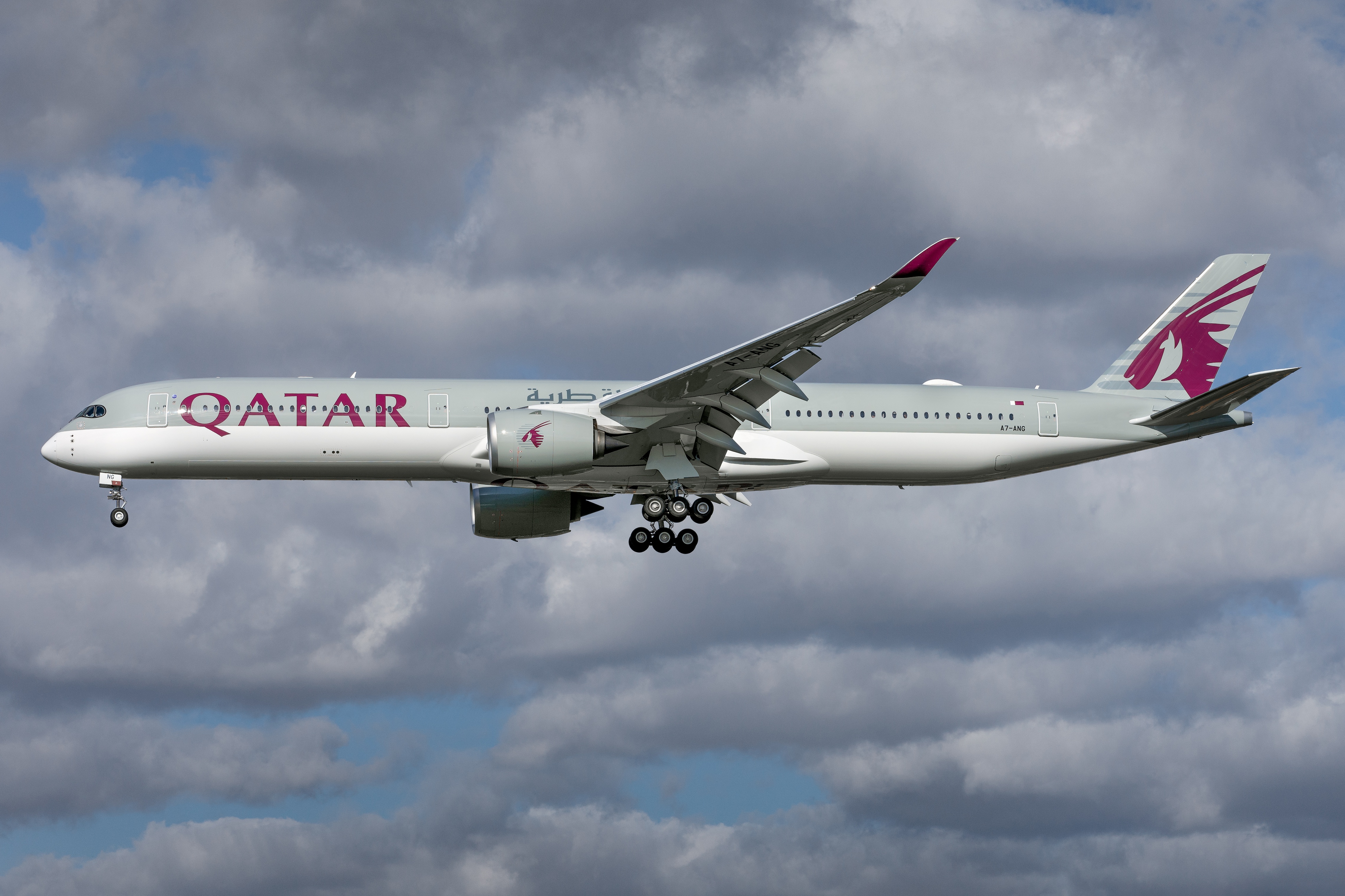 Обои Airbus, Qatar Airways, A350-1000 на телефон и рабочий стол, раздел  авиация, разрешение 4562x3041 - скачать