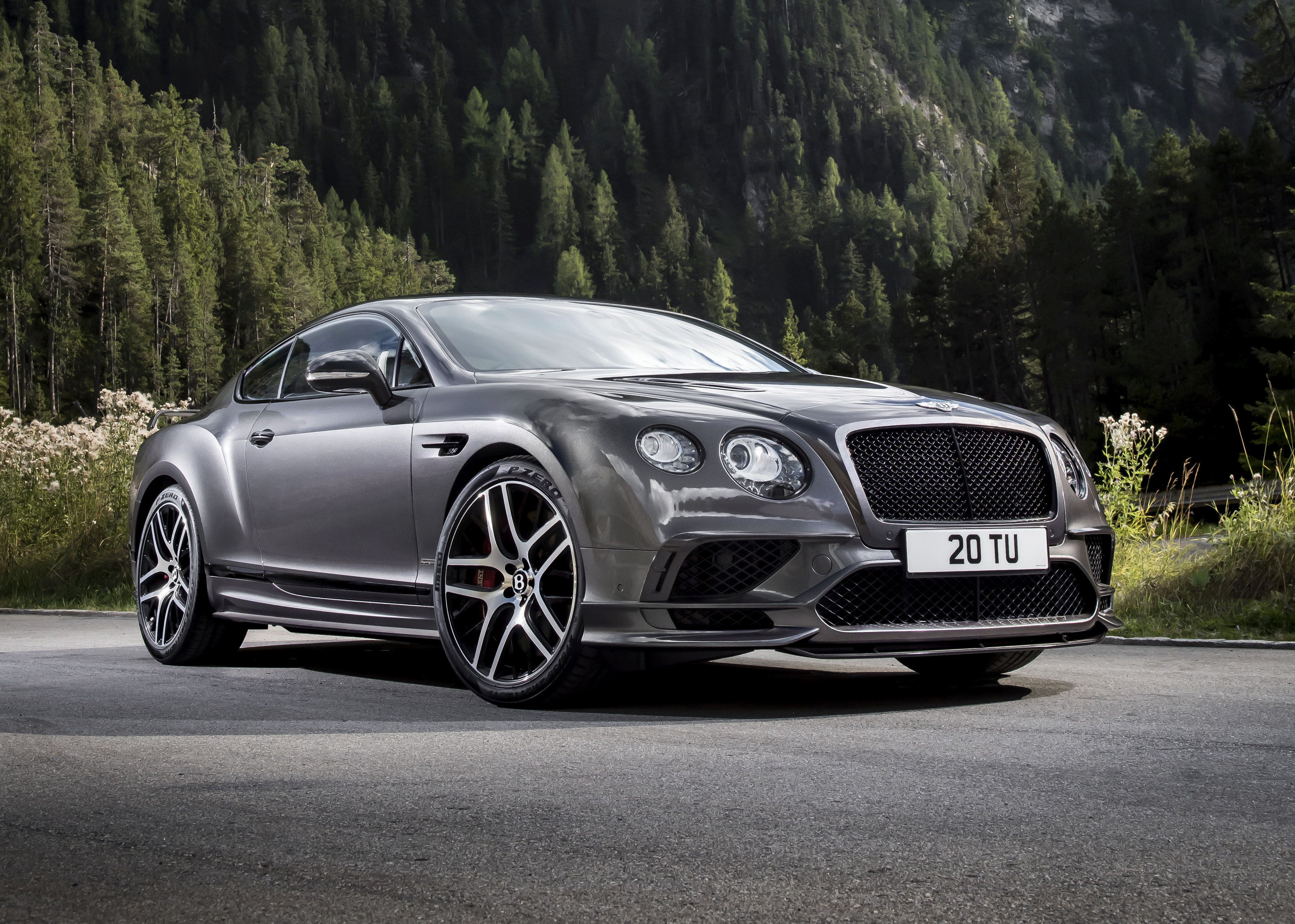 Silver car. 2017 Bentley Continental Supersports. Bentley Continental gt Supersports. Continental gt Supersports. Bentley gt Supersport.