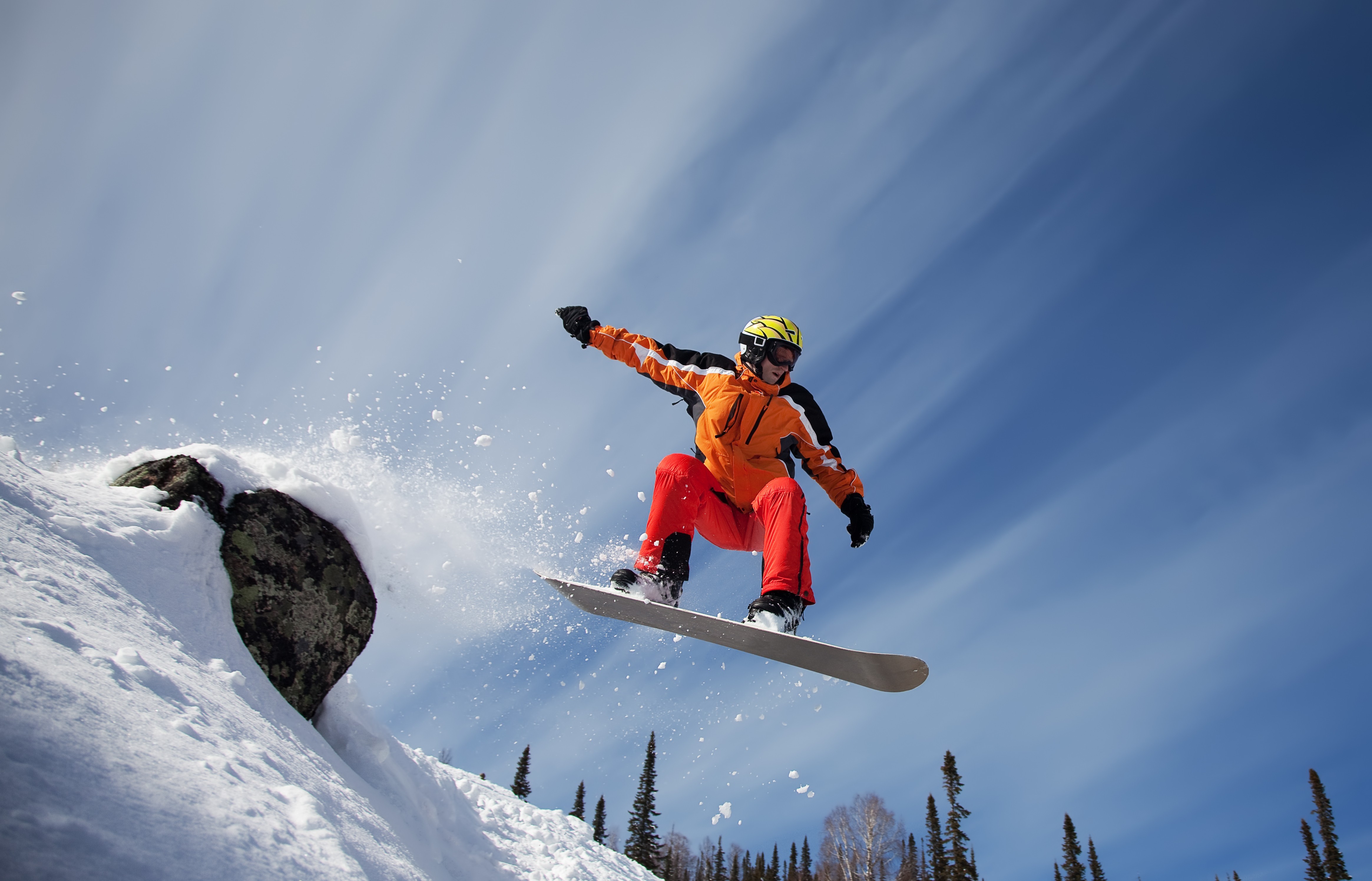 Go snowboarding. Сноуборд. Зимний спорт. Сноубординг вид спорта. Сноуборд спорт.