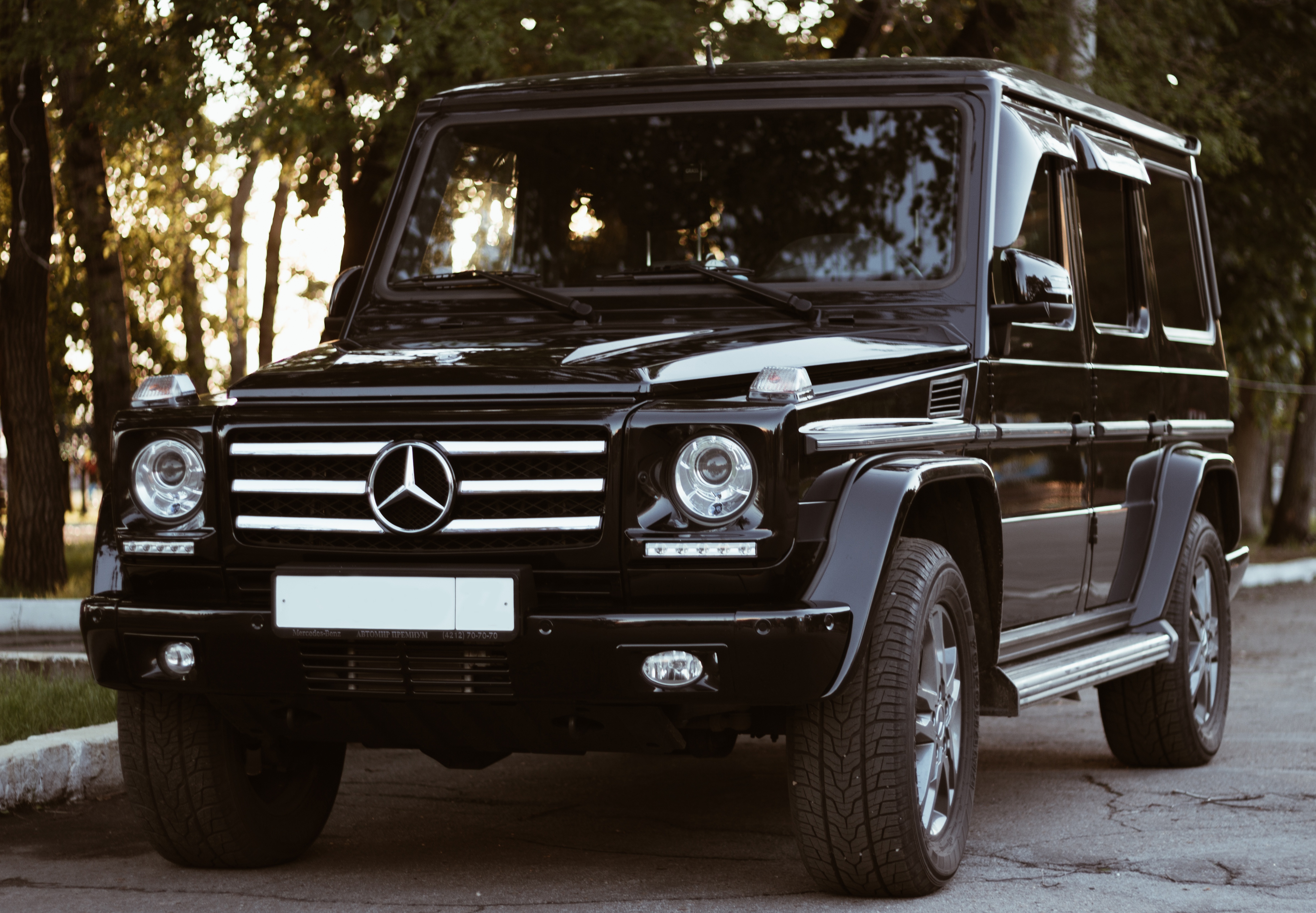 Мерседес Бенц g55