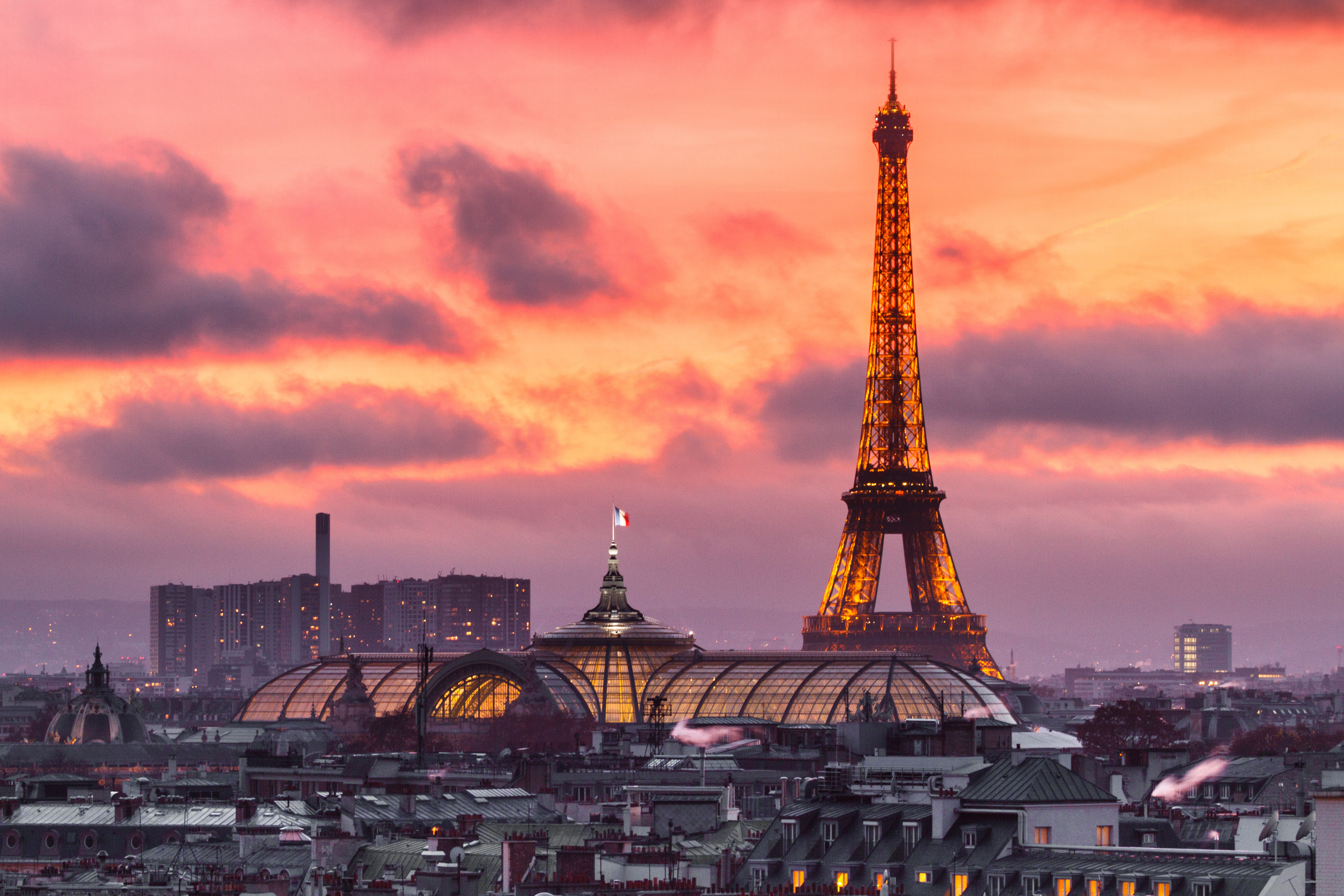 Небо парижа. Франция Париж Эйфелева башня. Город Франция Эйфель башня. Эйфелева башня в Париже фото. Панорама Эйфелева башня Франция.