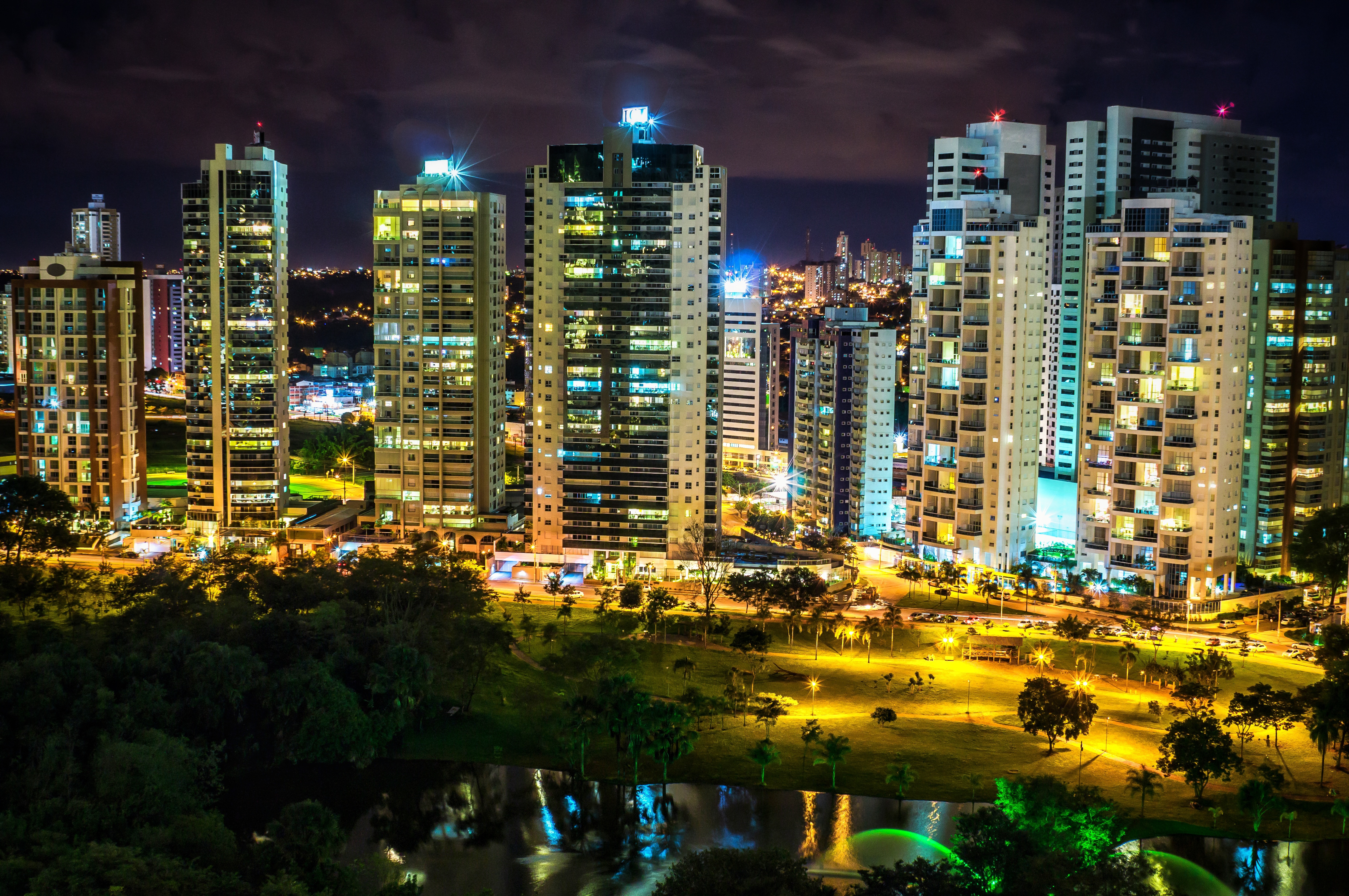 Сан паулу время сейчас. Сан-Пауло город. Сан-Паулу Бразилия. Sao Paulo Бразилия. Мегаполис Сан Паулу.