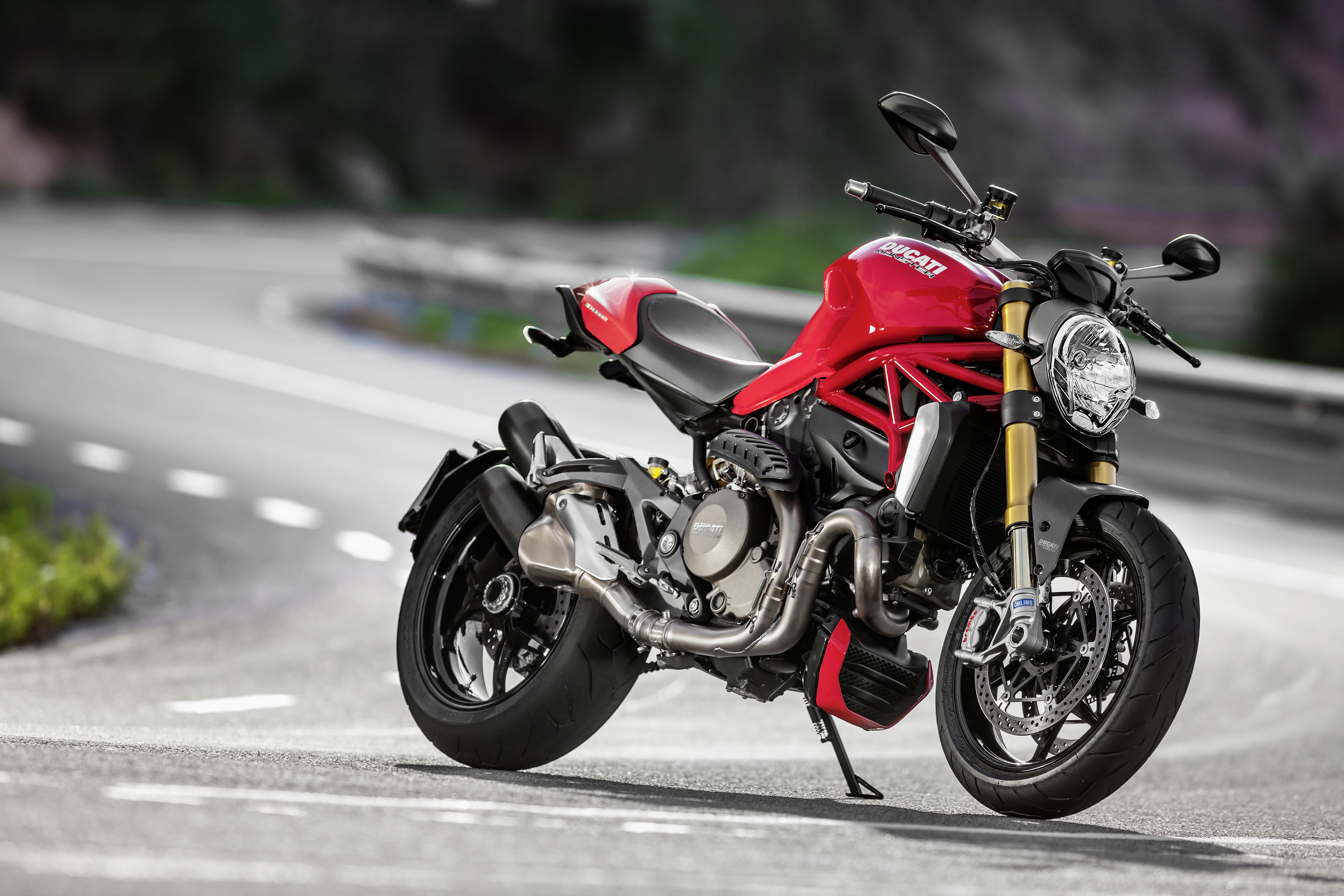 Мотоциклы дукати. Мотоцикл Ducati Monster 1200s. Мотоцикл Дукати монстр 1200. Ducati Monster 1200 2021. Ducati Monster 1200 2022.