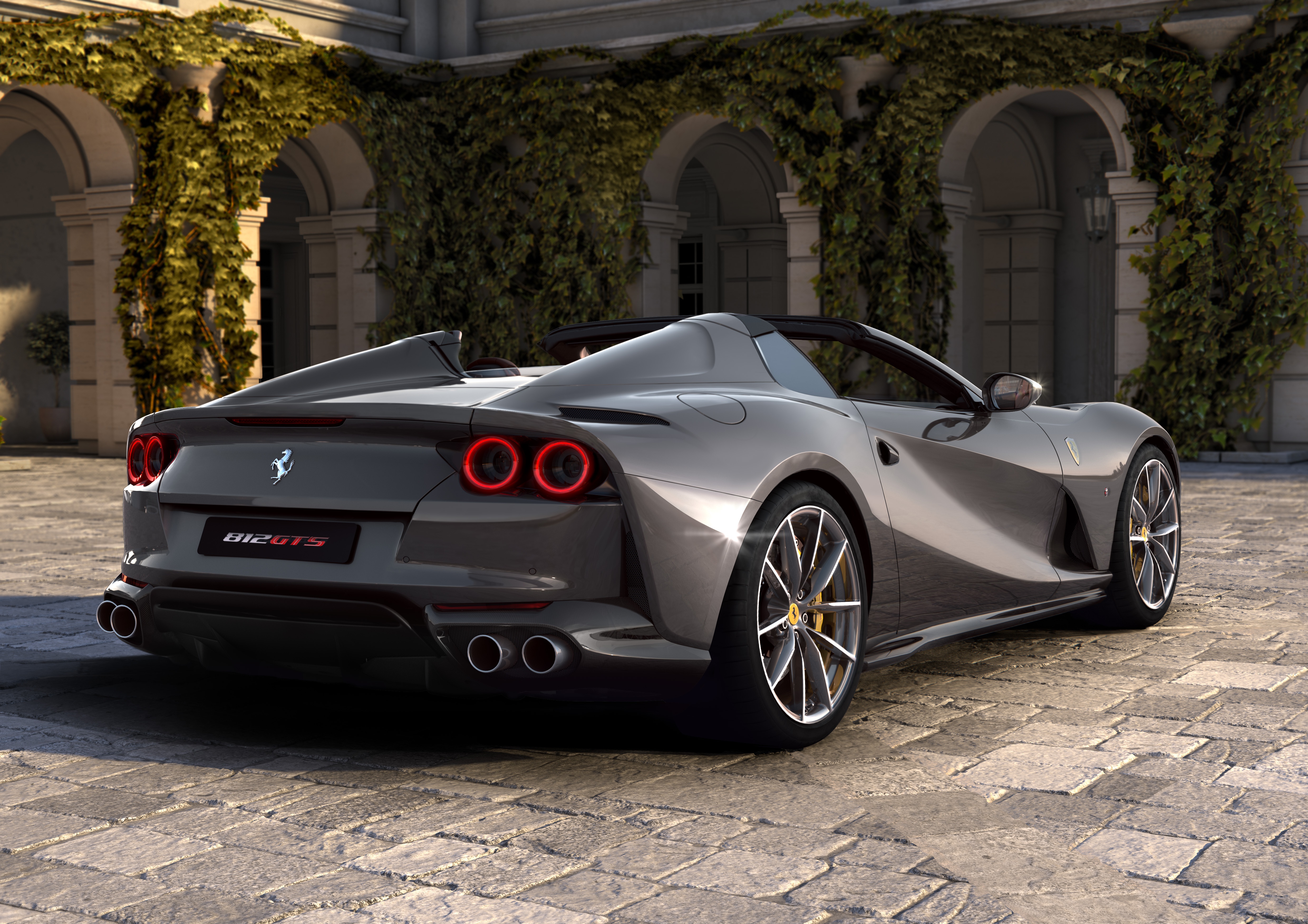 Ferrari 820 Superfast