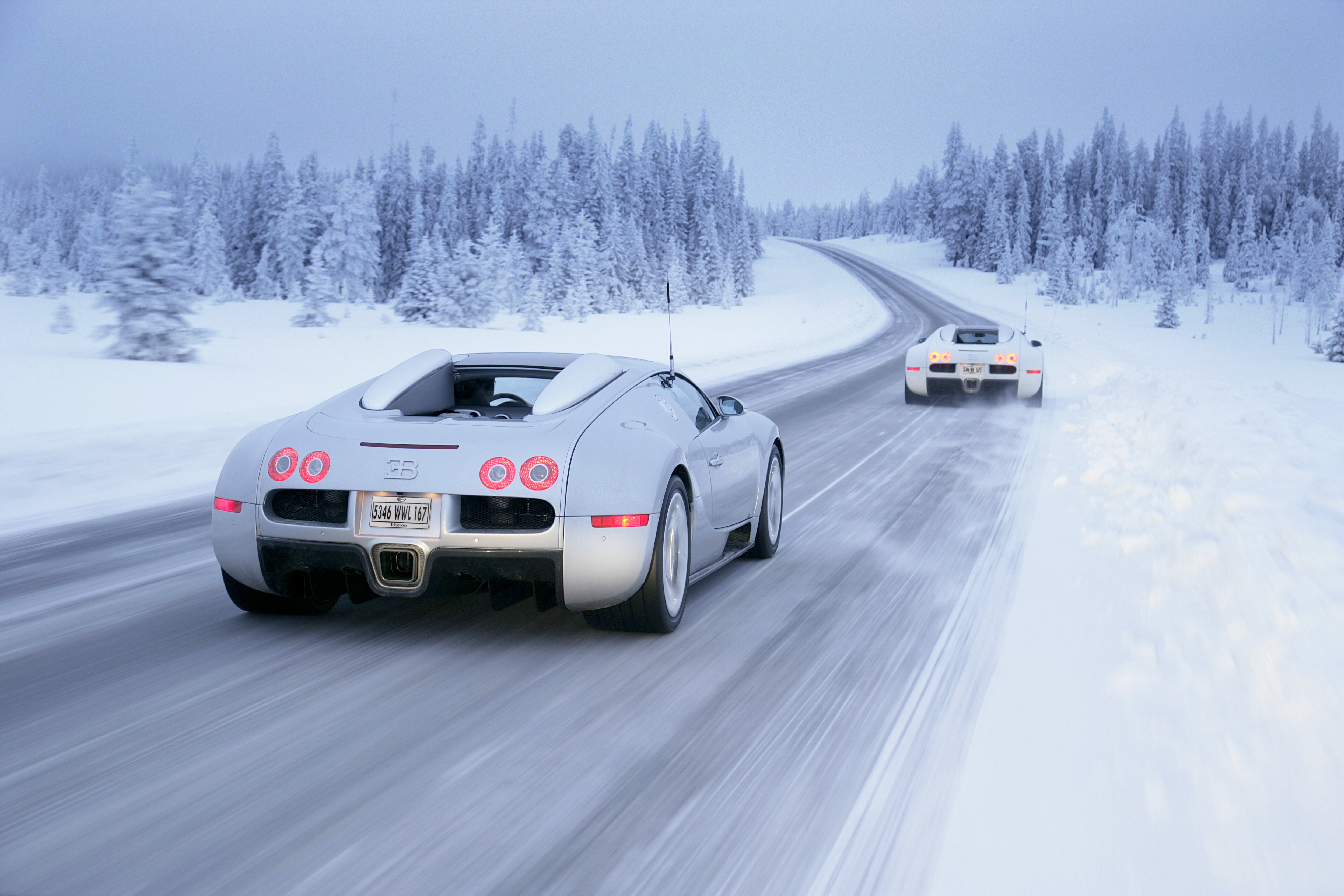 Обои зима, снег, Bugatti, Veyron, Winter, White, Drive на телефон и рабочий  стол, раздел bugatti, разрешение 4992x3328 - скачать