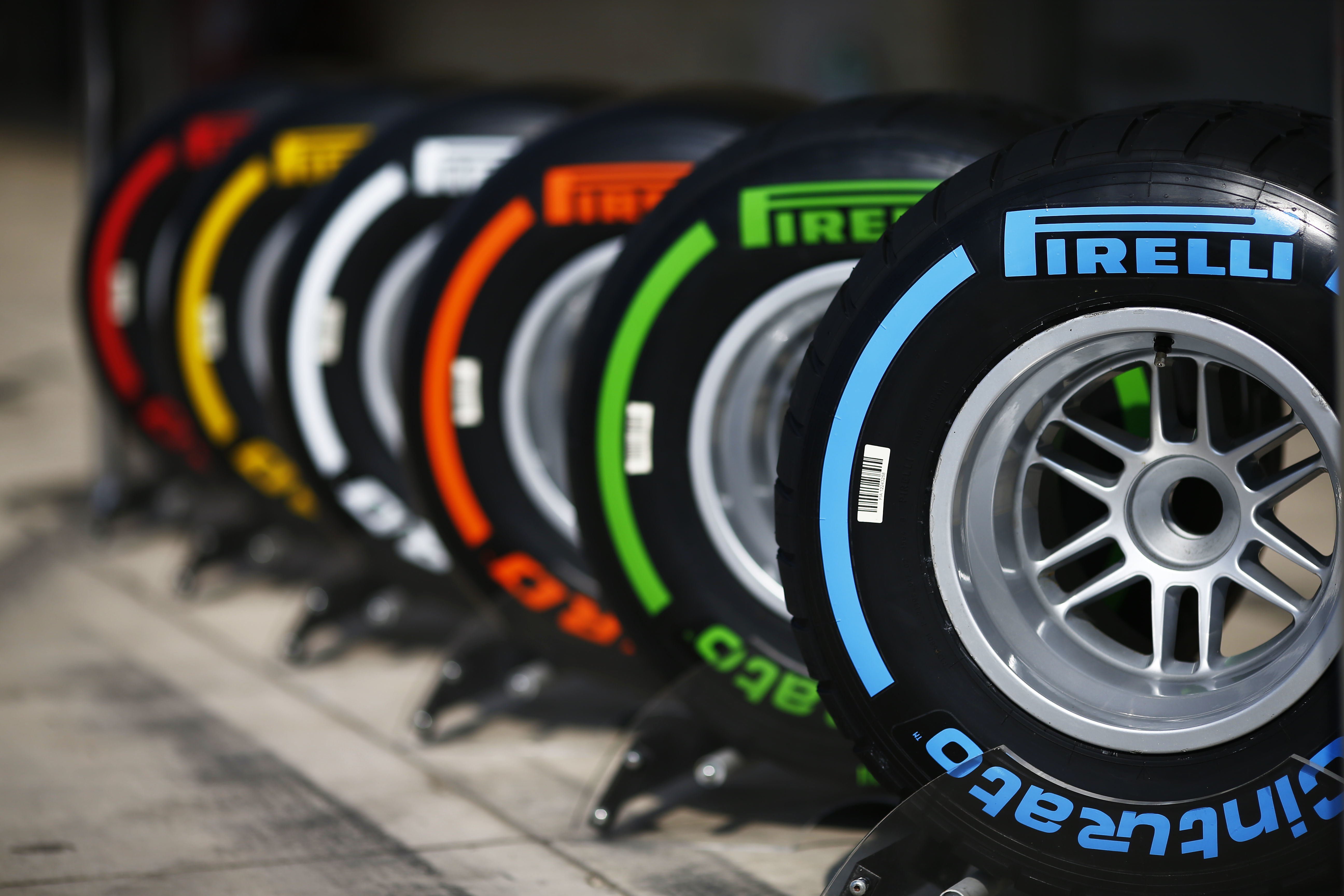 2018 Pirelli f1 Tyres