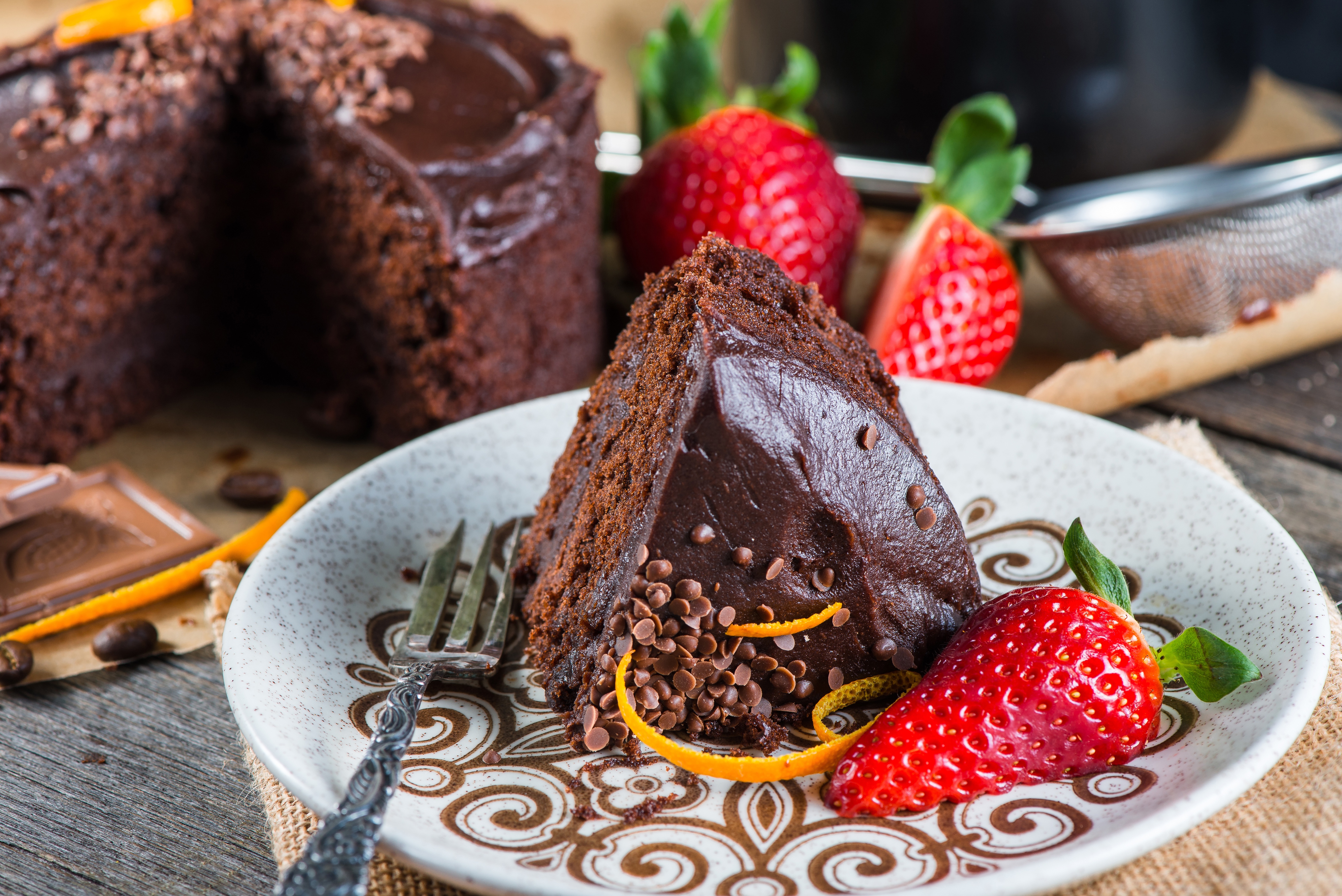 Кухне шоколадный пирог. Шоколадный торт. Шоколадные пирожные. Кусок шоколадного торта. Кусочек торта.