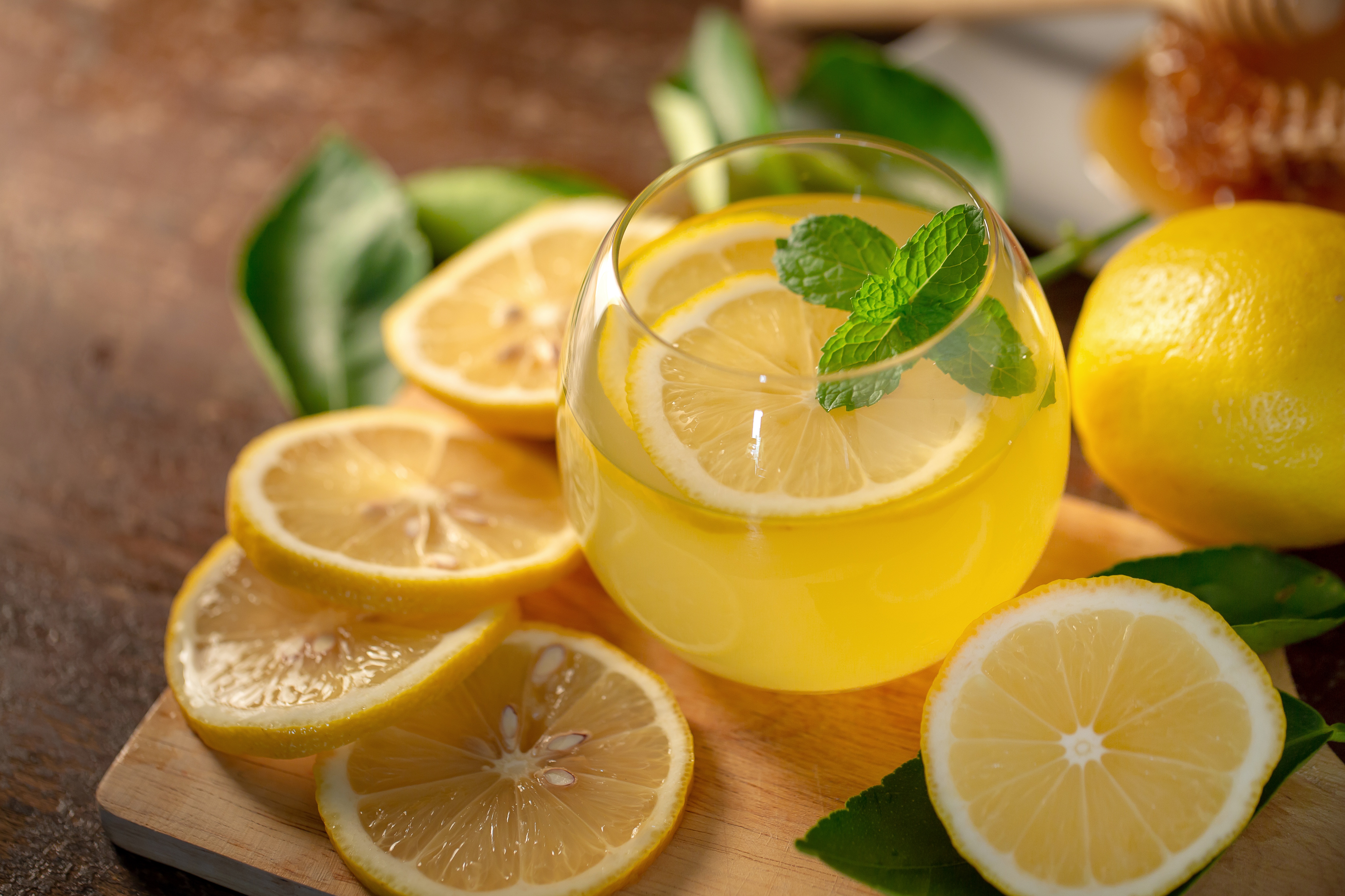 Лемон. Лимон и мята. Лимонад лимон мята. Сочный лимон. Красивый лимон.