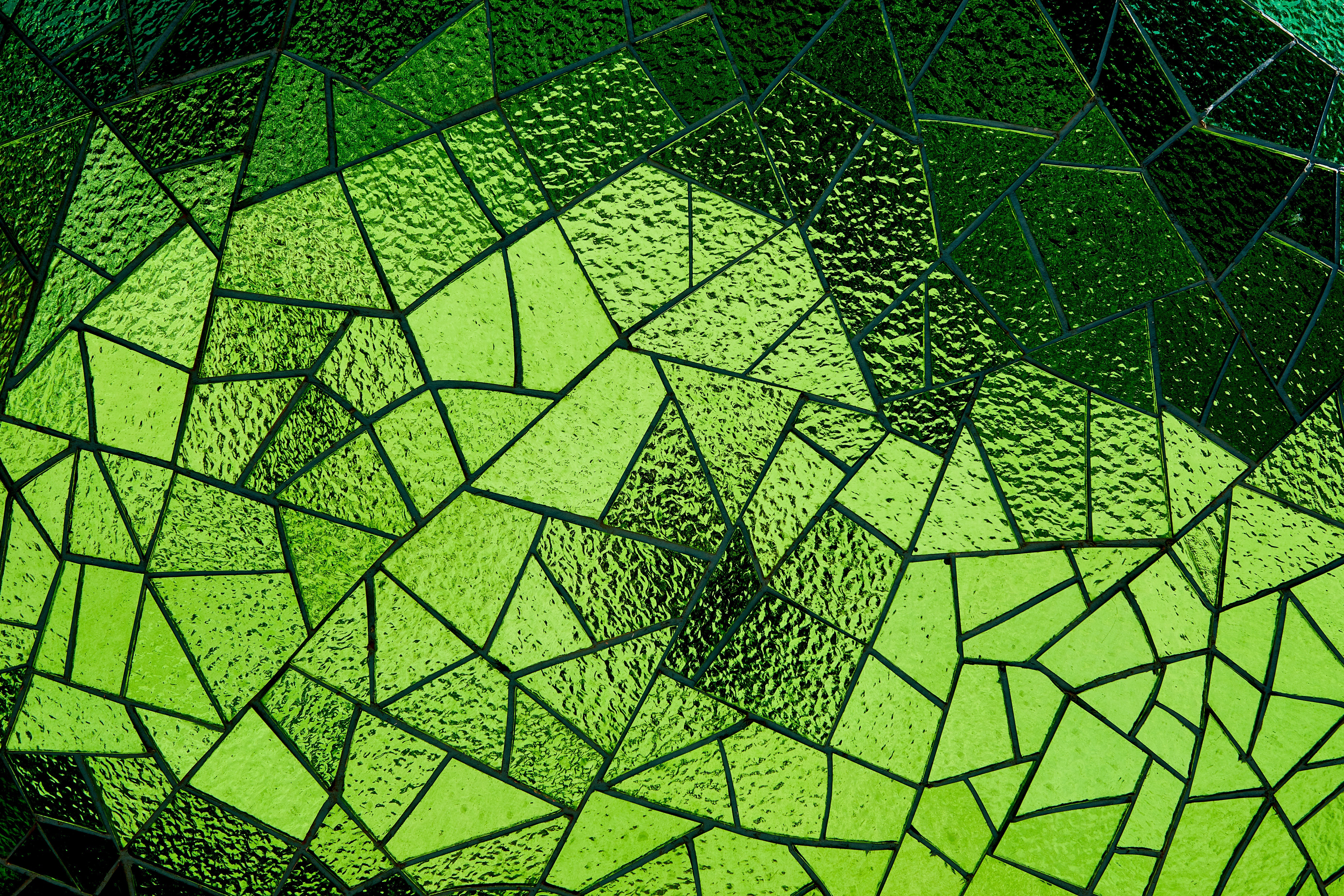 Мозаика на телефон. Зеленое стекло фактура. Мозаика зеленая. Зеленая текстура. Обои мозаика.