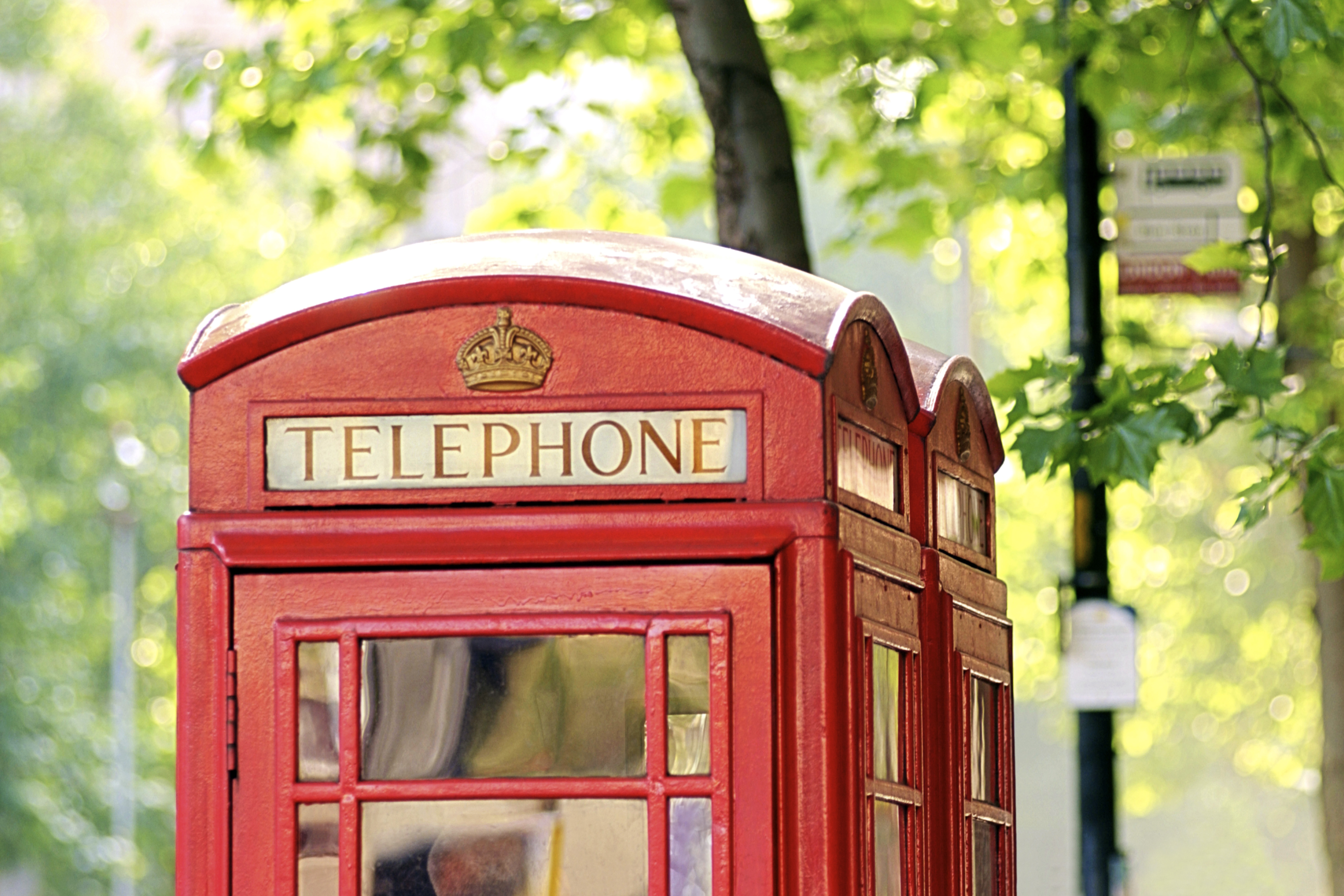 Обои Англия, Лондон, london, england, телефонную будку, phone booth,  городских, urban на телефон и рабочий стол, раздел город, разрешение  5607x3740 - скачать