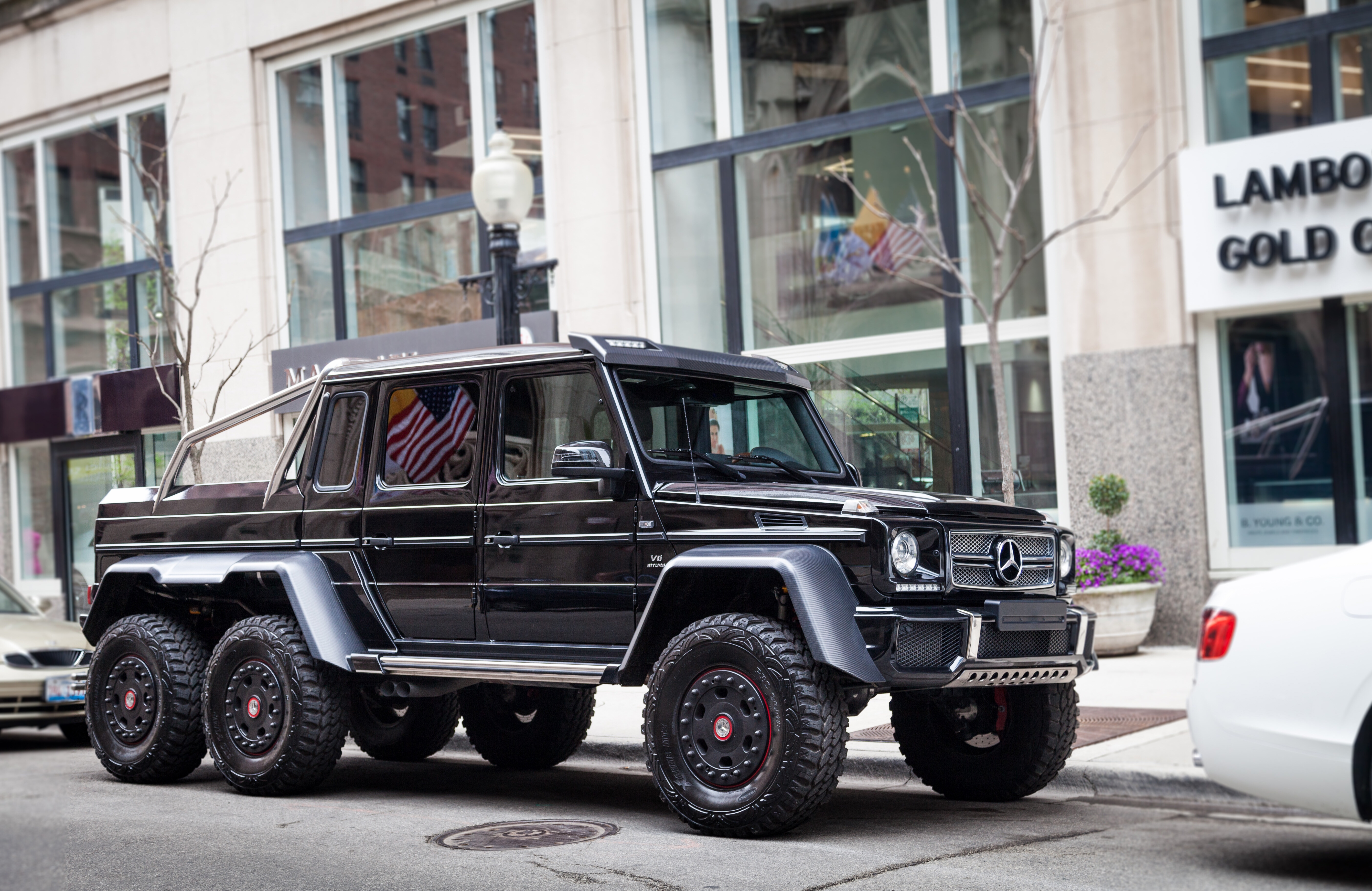 Mercedes g63 AMG 6x6 Gold