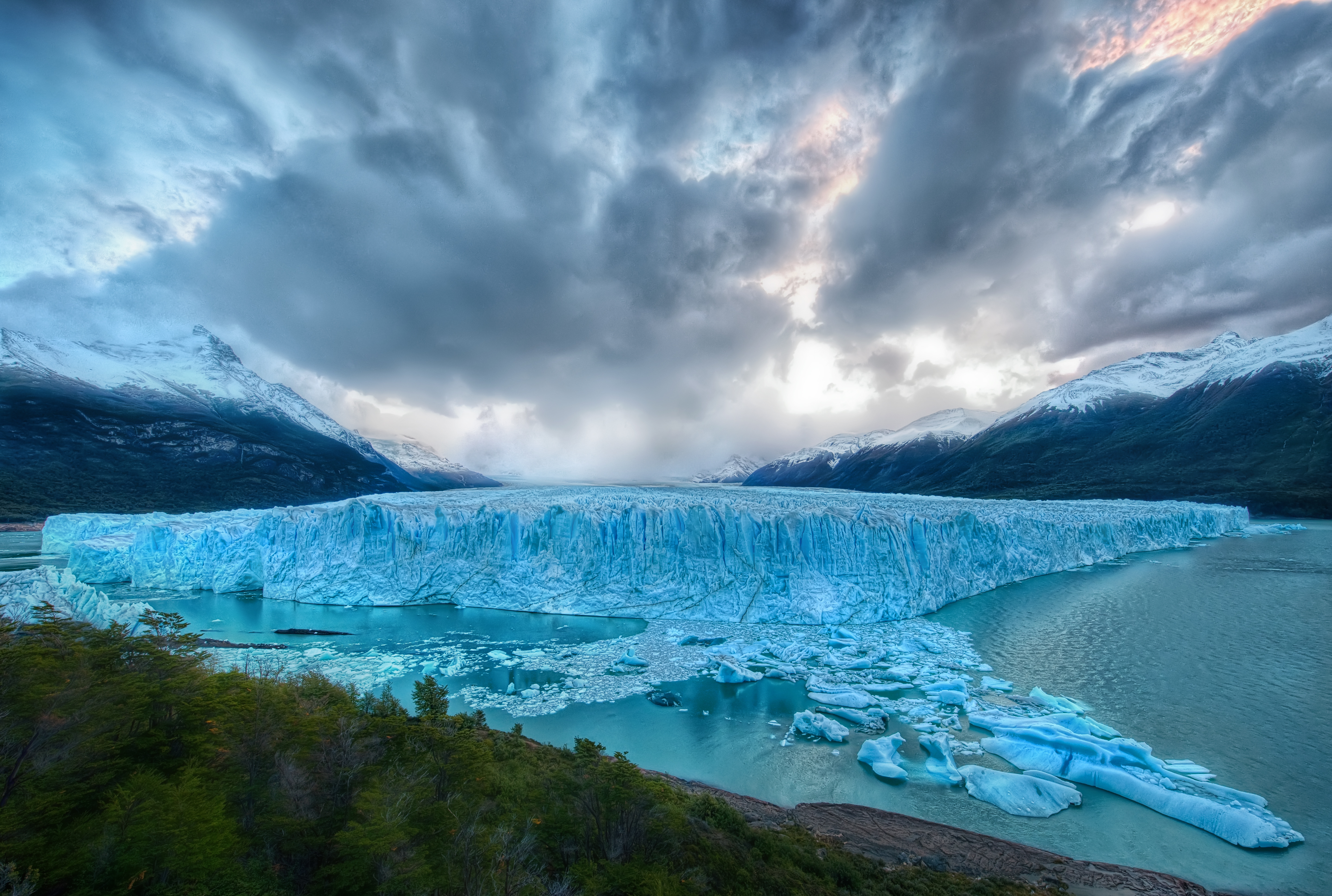 Самые красивые в мире обои на телефон. Ледник Перито-Морено Аргентина. Ледник Перито-Морено лёд. Ледник Ламберта Антарктида. Ледник Геблера.