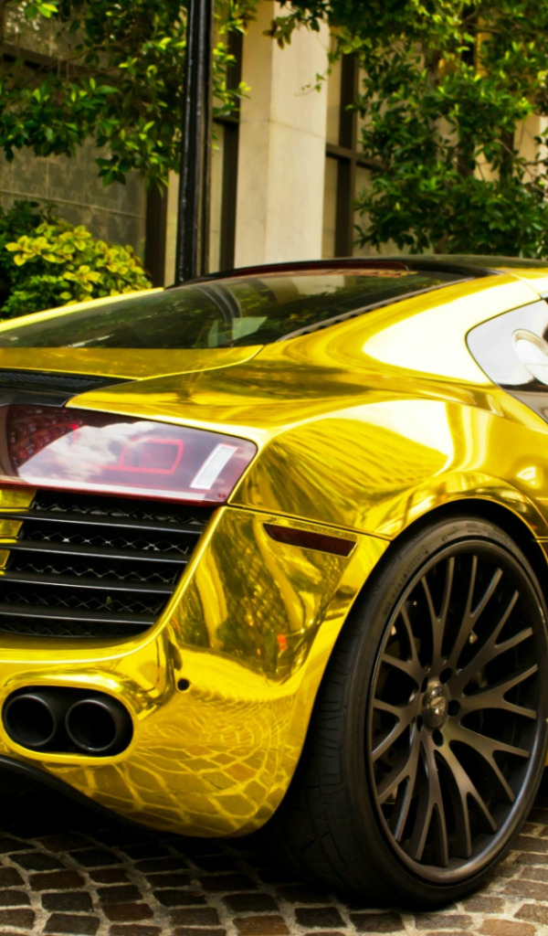 Audi r8 Gold