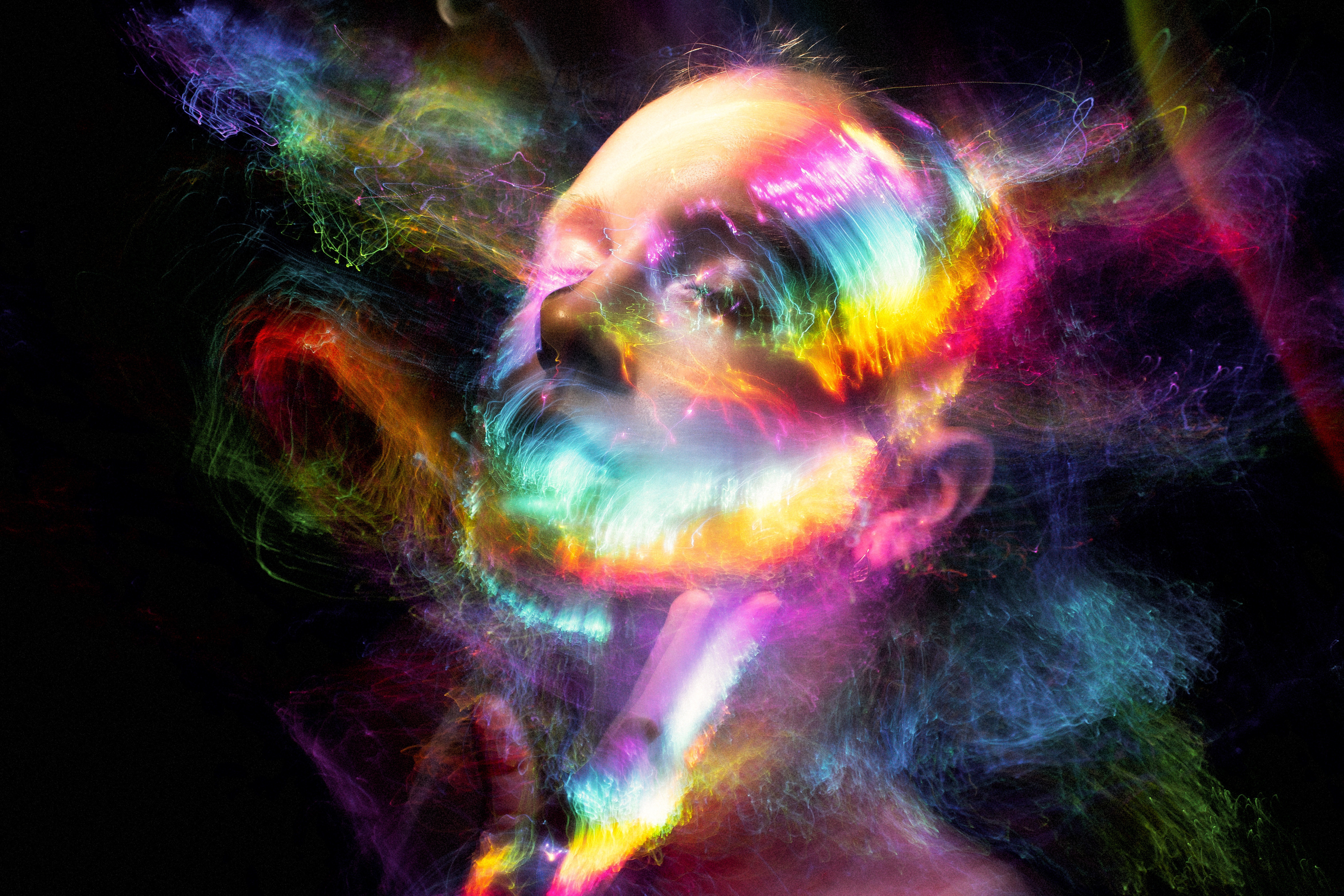 Эксперимент души. Лицо абстракция. Абстрактный портрет. Портрет радуги. Радужный психоз картинка.
