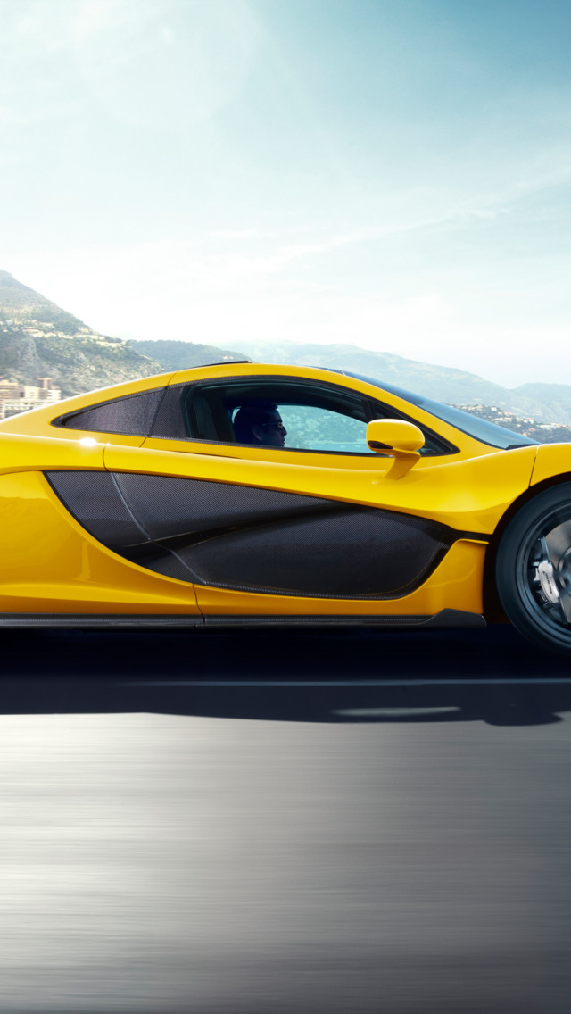 MCLAREN p1 вид сбоку