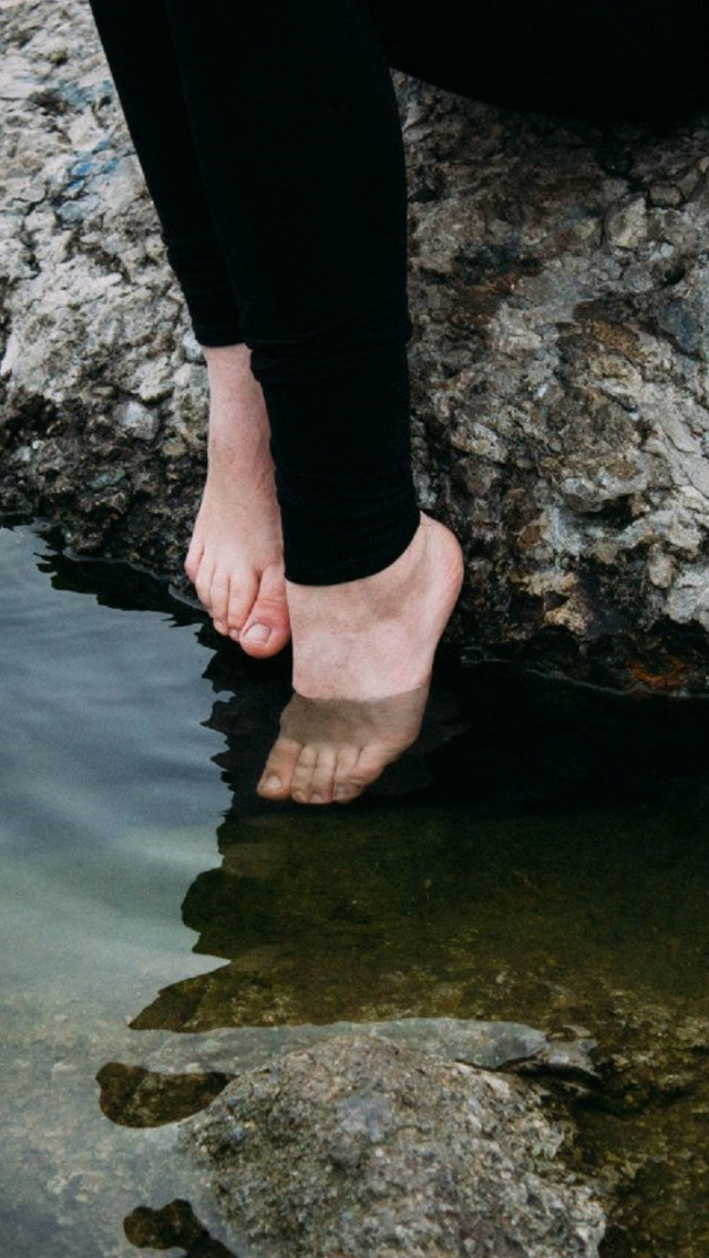 Shona River Feet