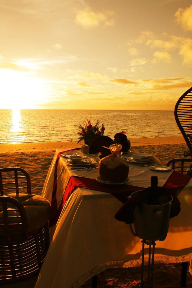 Beach Romantic dinner