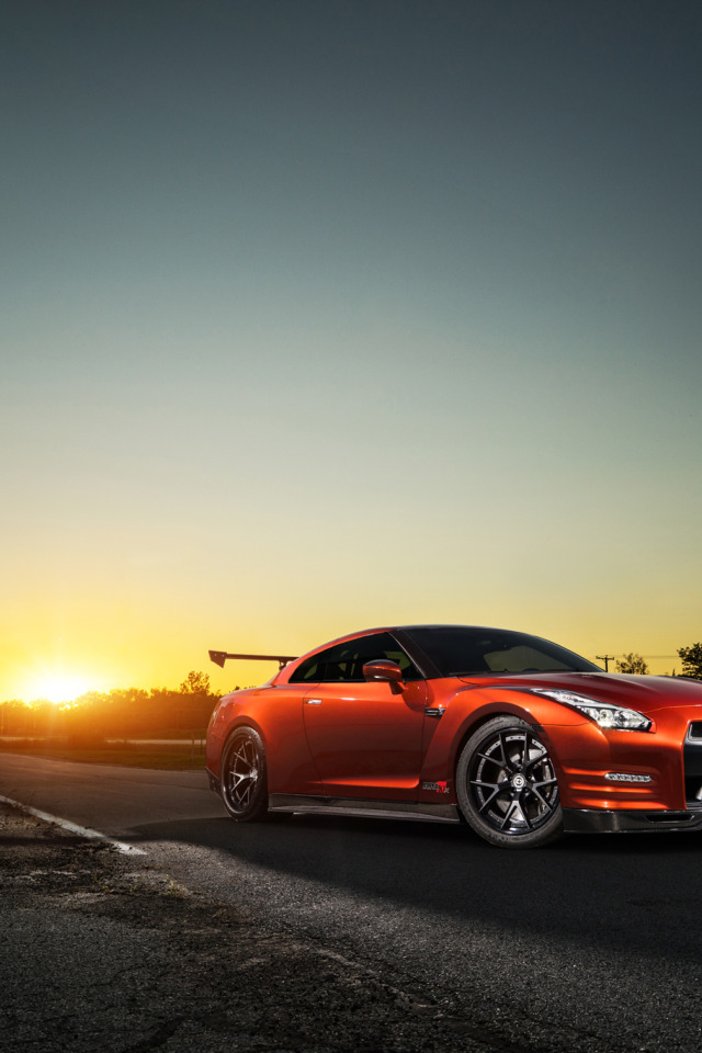 Nissan GTR Orange