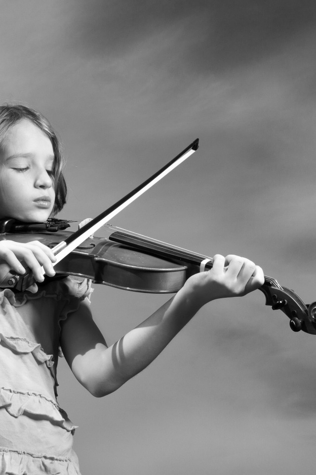 Девушки со скрипкой. Скрипка для детей. Фотосессия со скрипкой. Девочка скрипачка