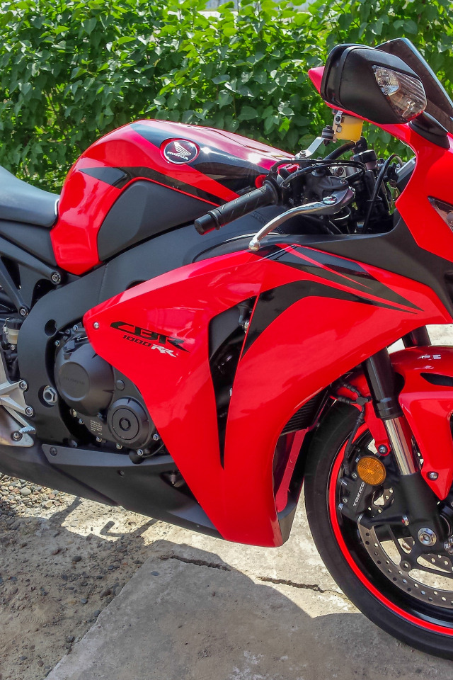 Honda CBR 1000 Red