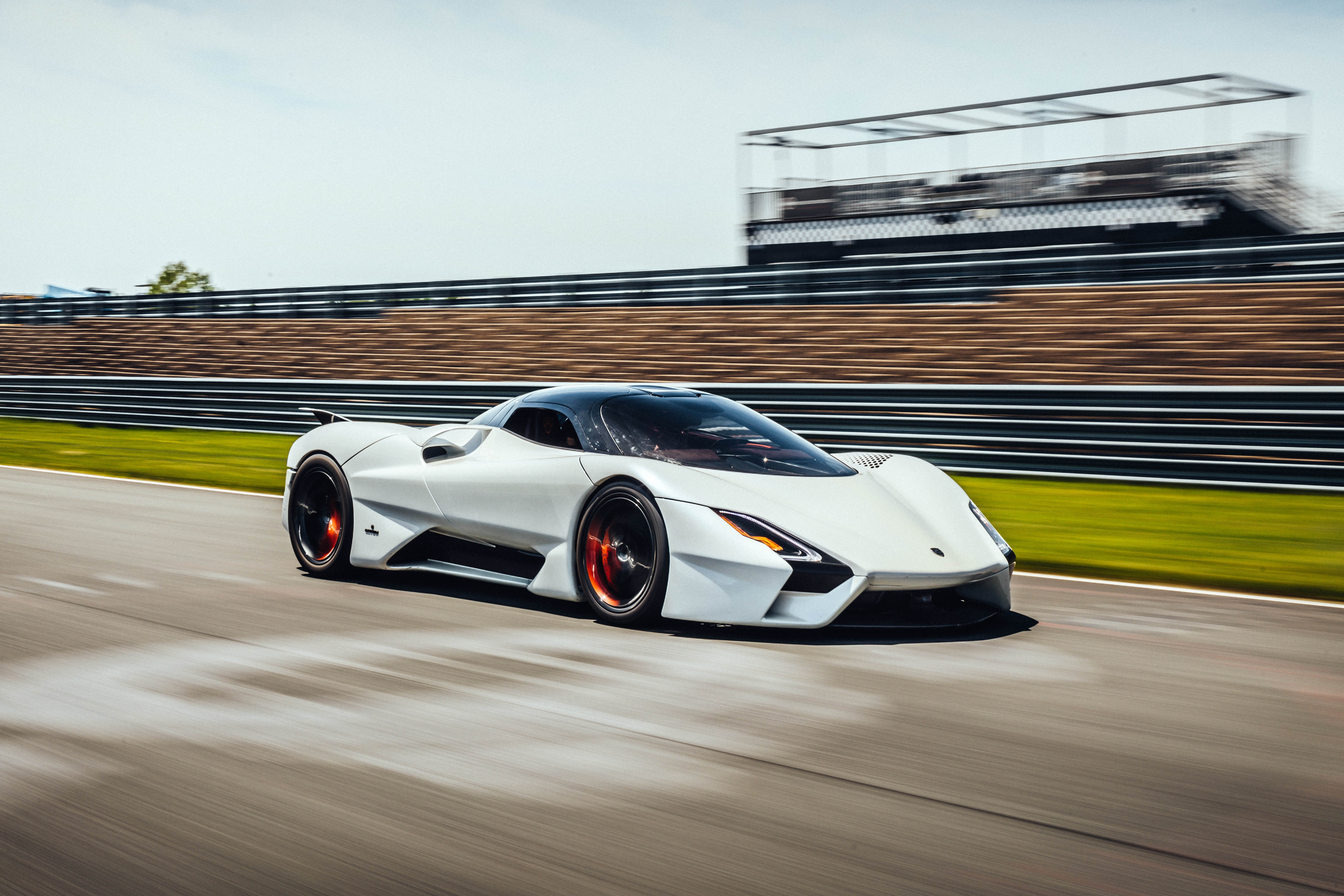 Самый быстрый. SSC Tuatara 2020. Гиперкар SSC Tuatara. SSC Tuatara машина. Бугатти туатара.