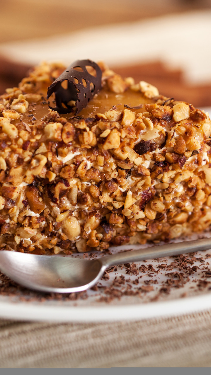 шоколад, тарелка, ложка, торт, орехи, десерт, сладкое, кусочек