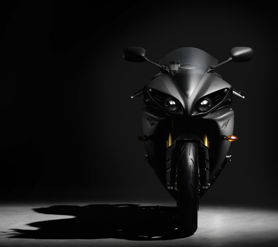 Yamaha r1 фары в темноте