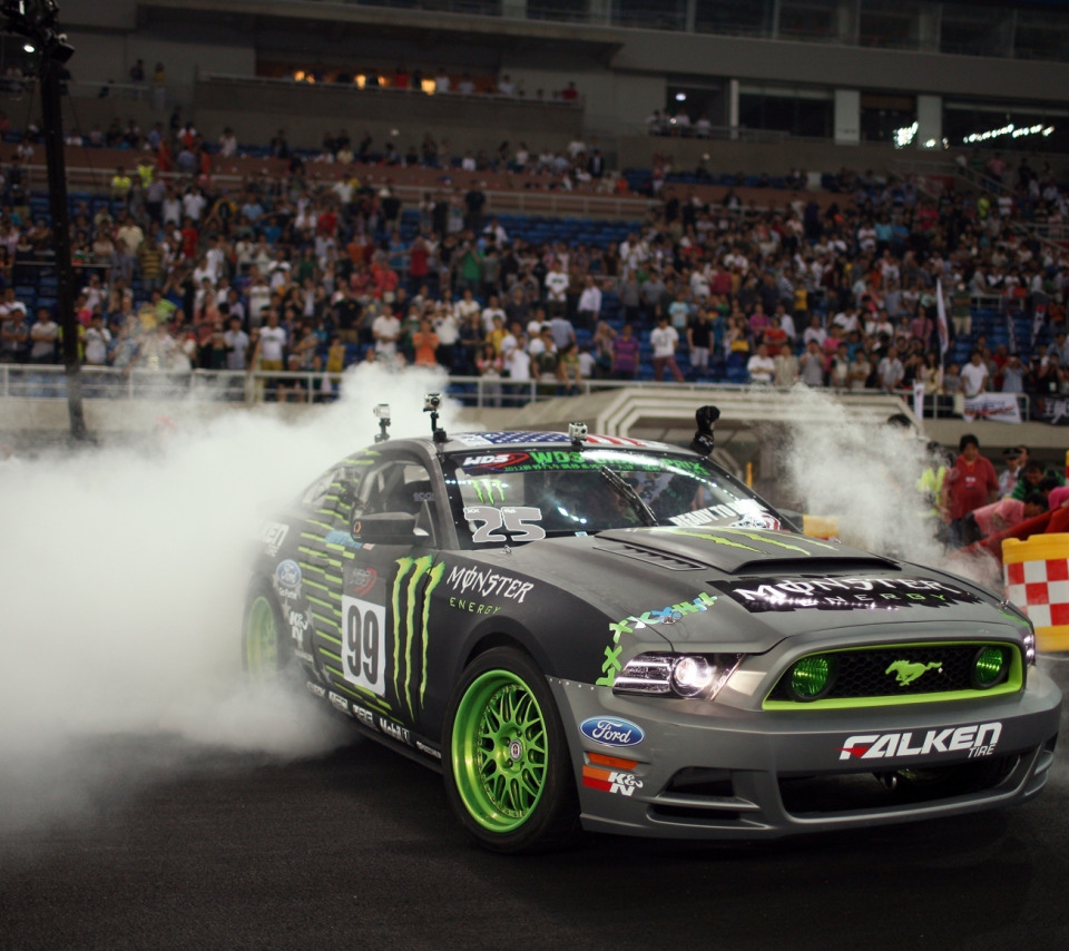 Monster Energy Ford Mustang RTR