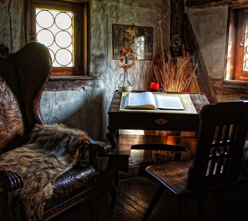 Старинная комната. Старая комната. Комната ведьмы. Таинственная комната. Загадочная квартира