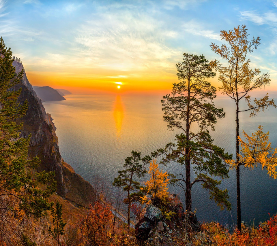 осень на озере байкал