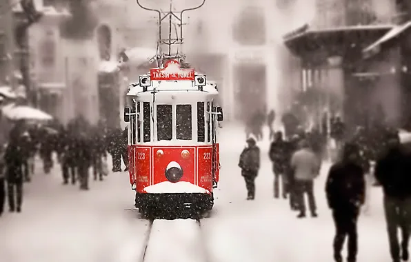 Картинка снег, люди, рельсы, Зима, трамвай