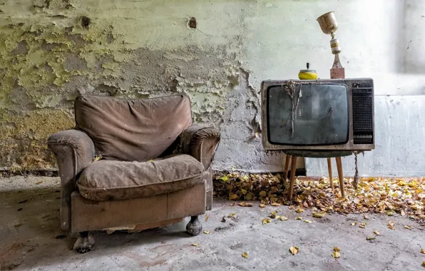 Комната, кресло, телевизор