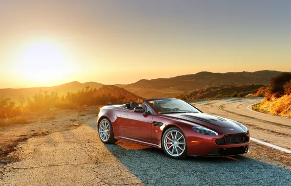 Martin, V12, 2015, Asto