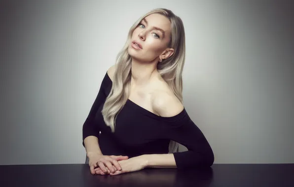 Взгляд, поза, портрет, платье, актриса, блондинка, Ванесса Кирби, Vanessa Kirby