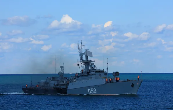 Черное море, малый противолодочный корабль, поворино