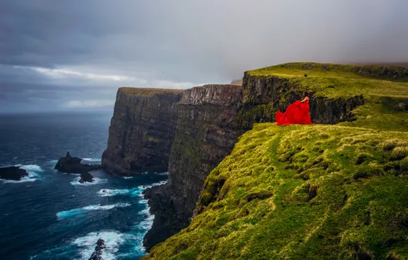 Девушка, настроение, океан, побережье, Дания, красное платье, Атлантический океан, Faroe Islands