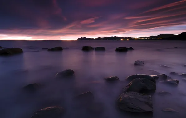 Море, закат, камни