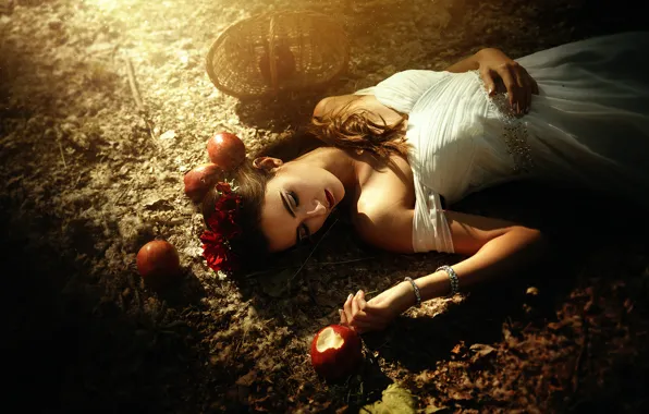 Картинка девушка, яблоки, Белоснежка, по мотивам сказки